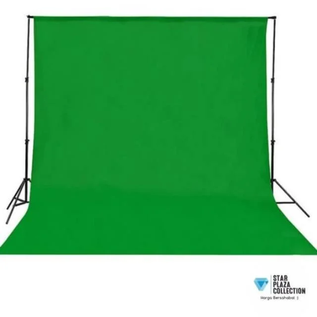 Green Screen Drape 10' with hardware