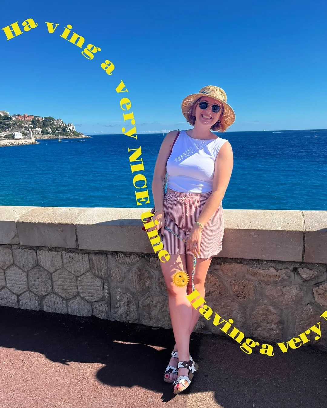 Currently #outofoffice permanently in Provence 

🌸✨🇫🇷

Living la belle vie, in the South of France, I will return to office on Friday. Replies will be delayed&hellip; by ros&eacute;. 

Bisous 💋