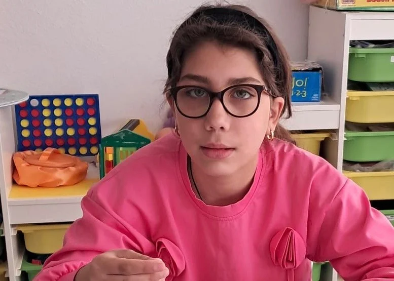 Girl at Delia's Center