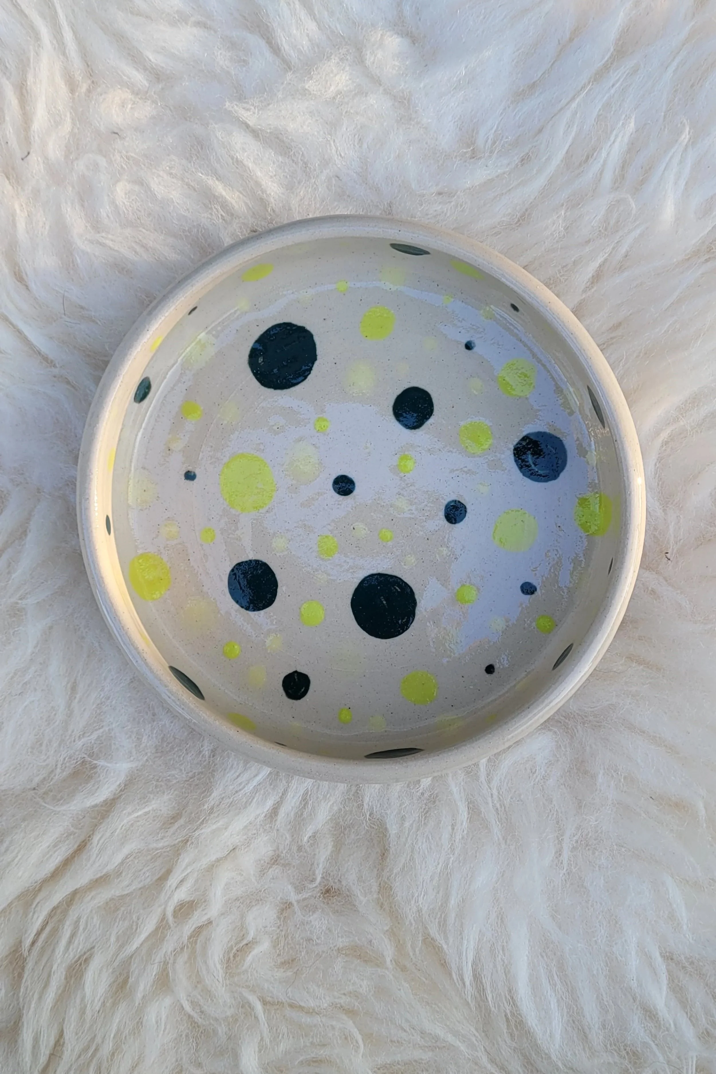 Dekorativ Skål med Grønne Pletter