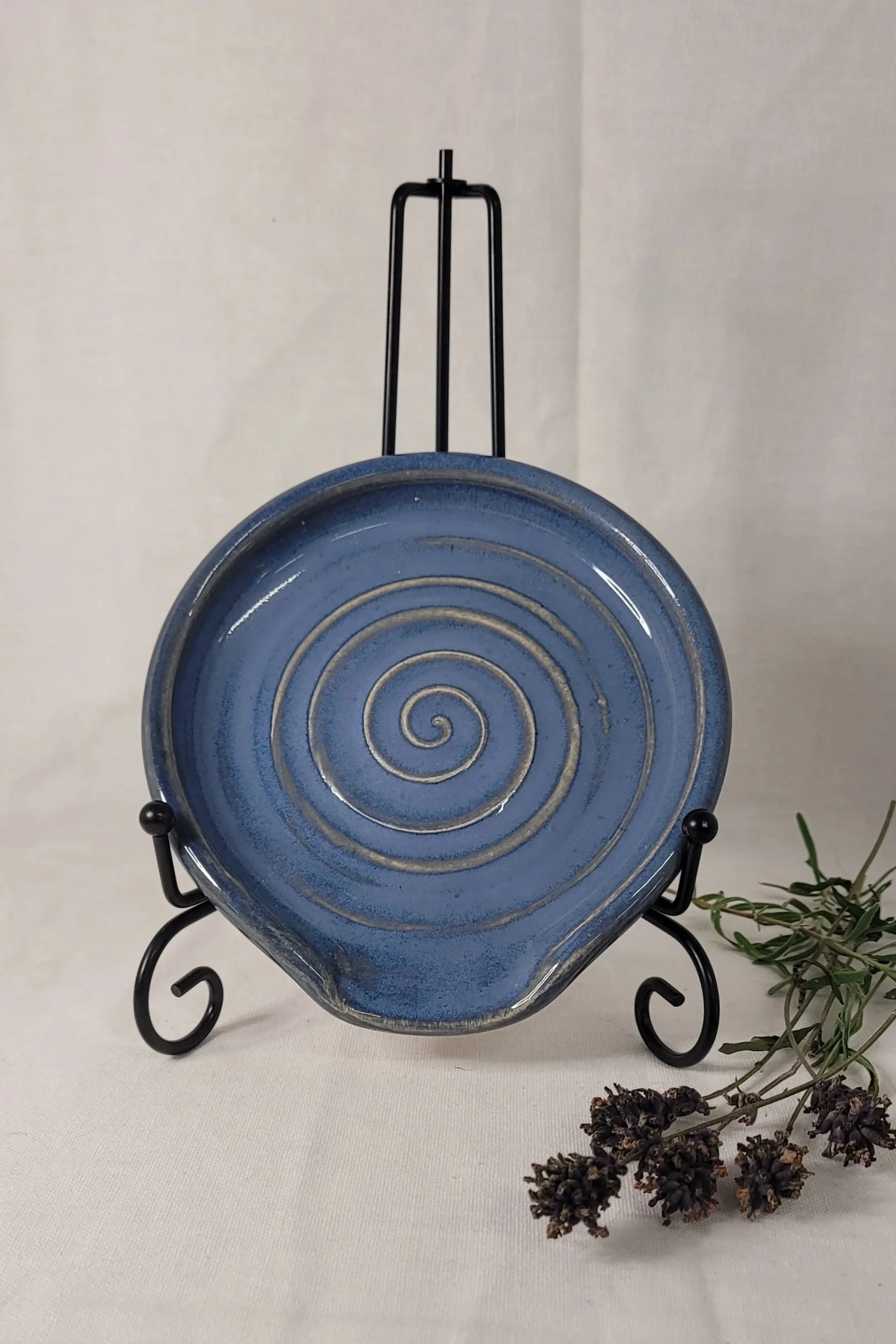 Støvblå Spiral - Spoon Rest