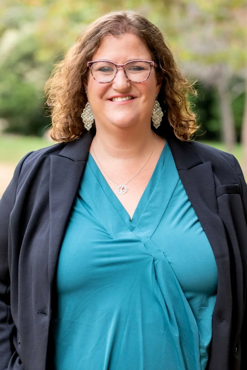 Headshot of Lauren at Foothills