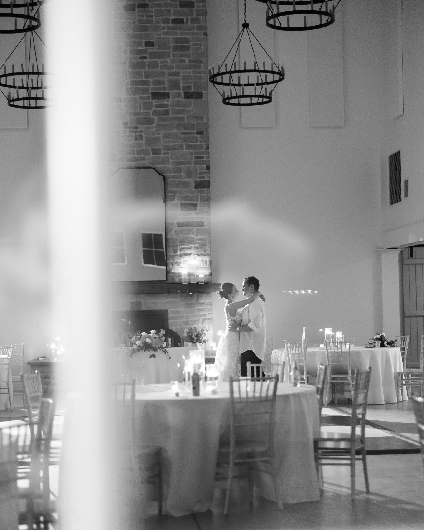Caroline &amp; Ben 🤍

Venue: @thehartwood
Coordinator: @campbell.coevents 
Makeup: @anakmoorebeauty
Hair: @hairbytoricatherine 
Photography: @emilyfryphoto 
Florals: @theweekenderblooms
Rentals: @curatedeventsraleigh
