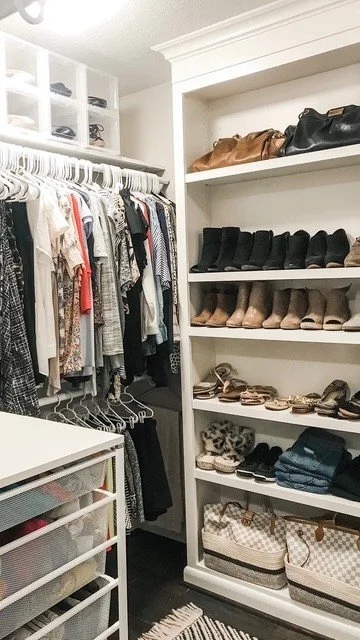 closet1.jpg