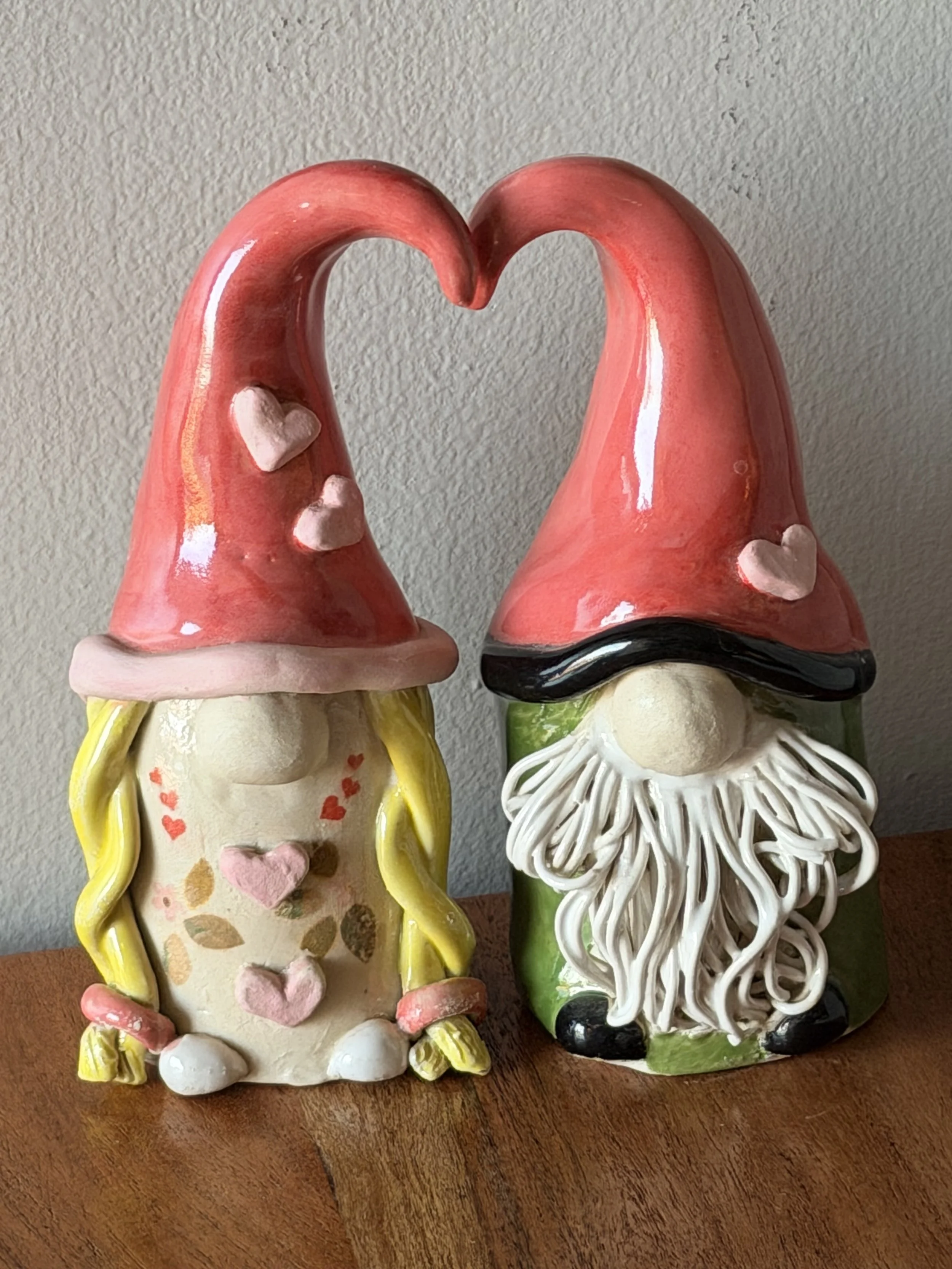 Ceramic gnome forms