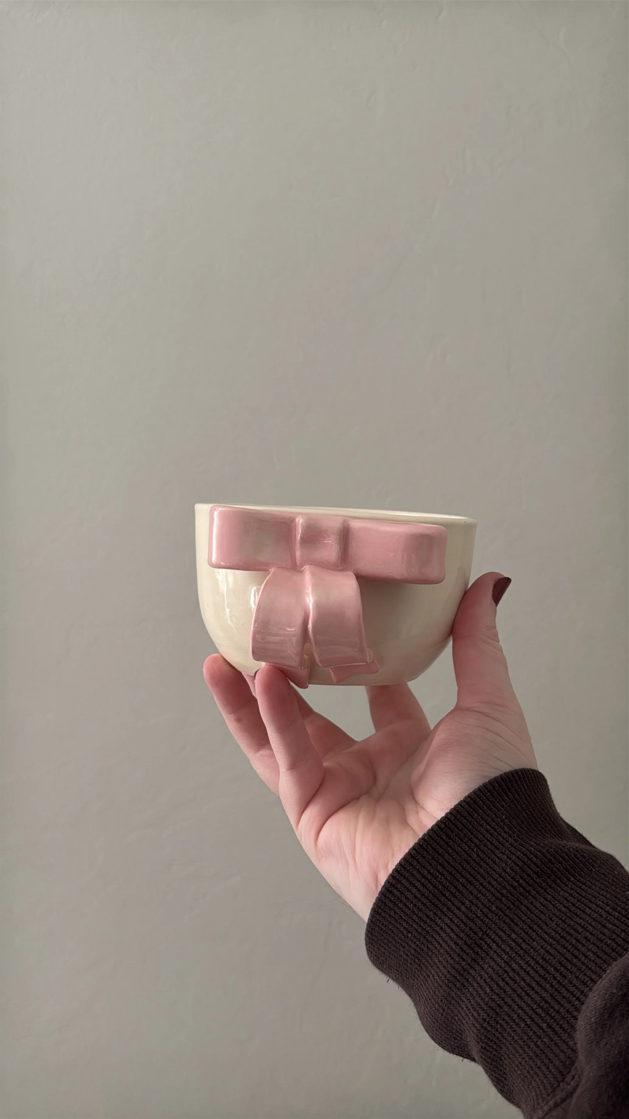 Ceramic Bowl with a 3-d pink bow