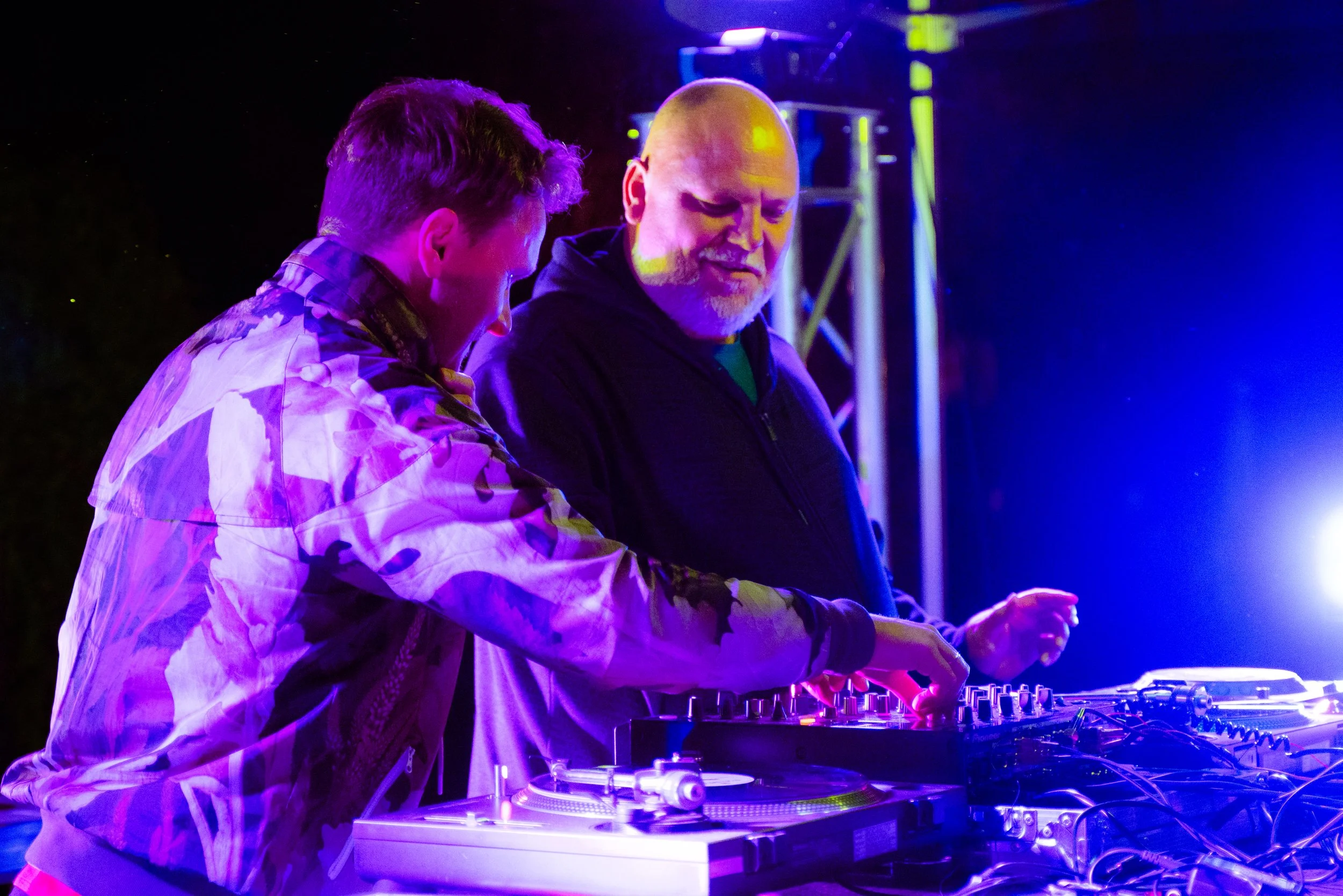 DJ_Crowd-10.jpg