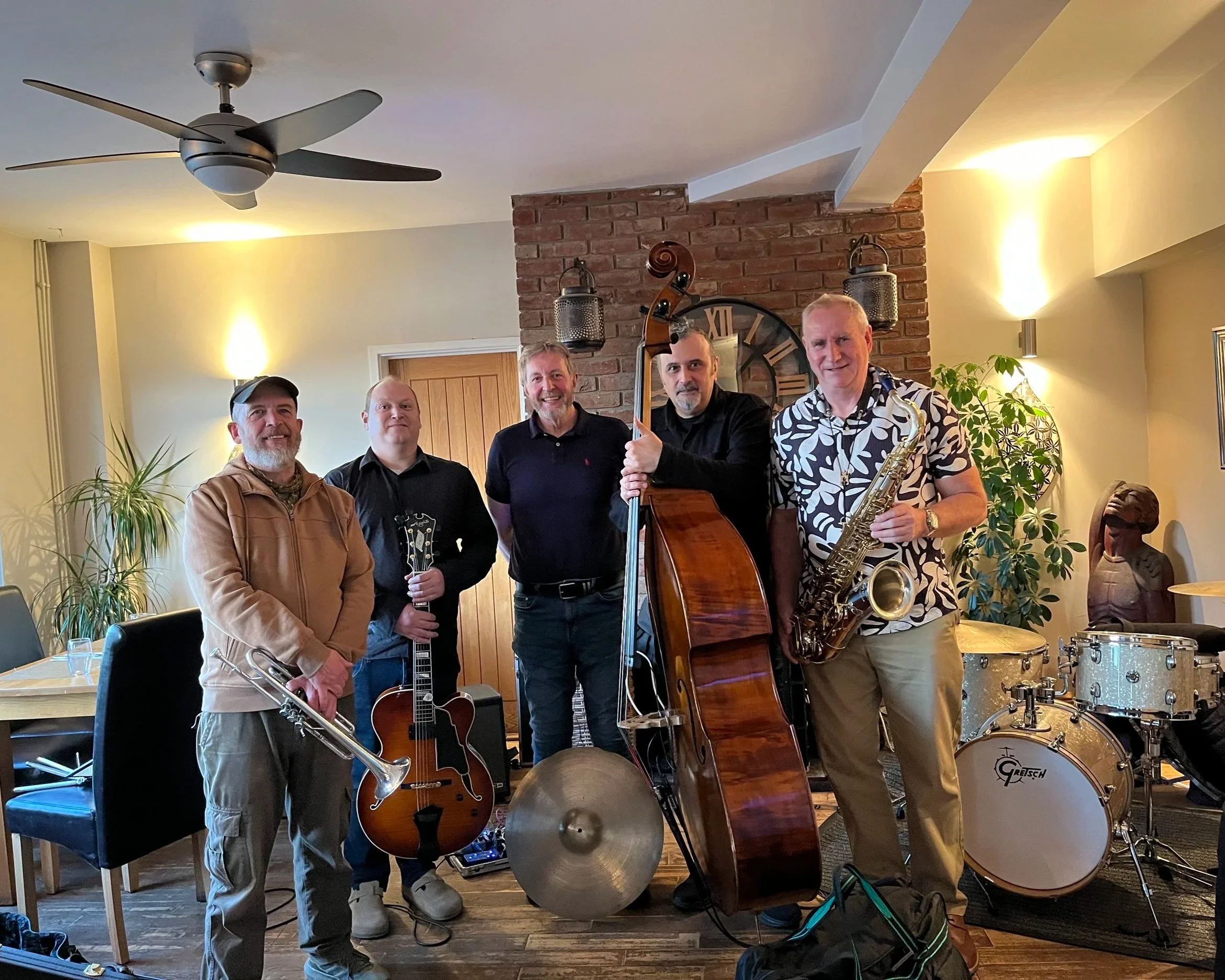 Triaura A Norwich live Jazz quintet playing bebop, originals, contemporary Jazz and latin at the Waters edge Bramerton Norfolk