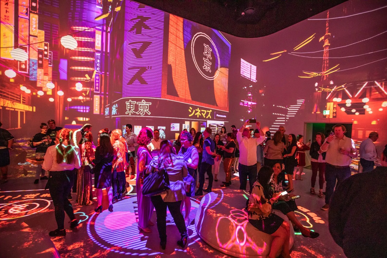 1f31e0bc-bf03-4c5a-bef7-5385e9d82a58-IlluminariumAfterDark4 (1).png