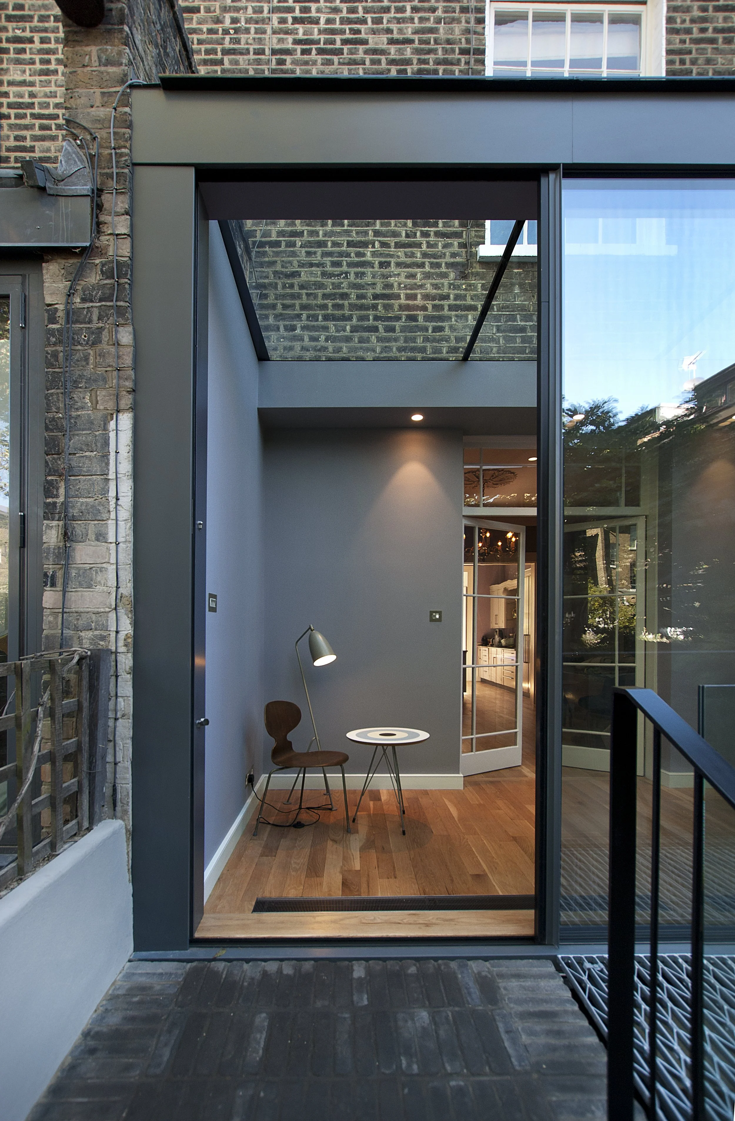 Richmond Avenue 6 - photo Lyndon Douglas.jpg