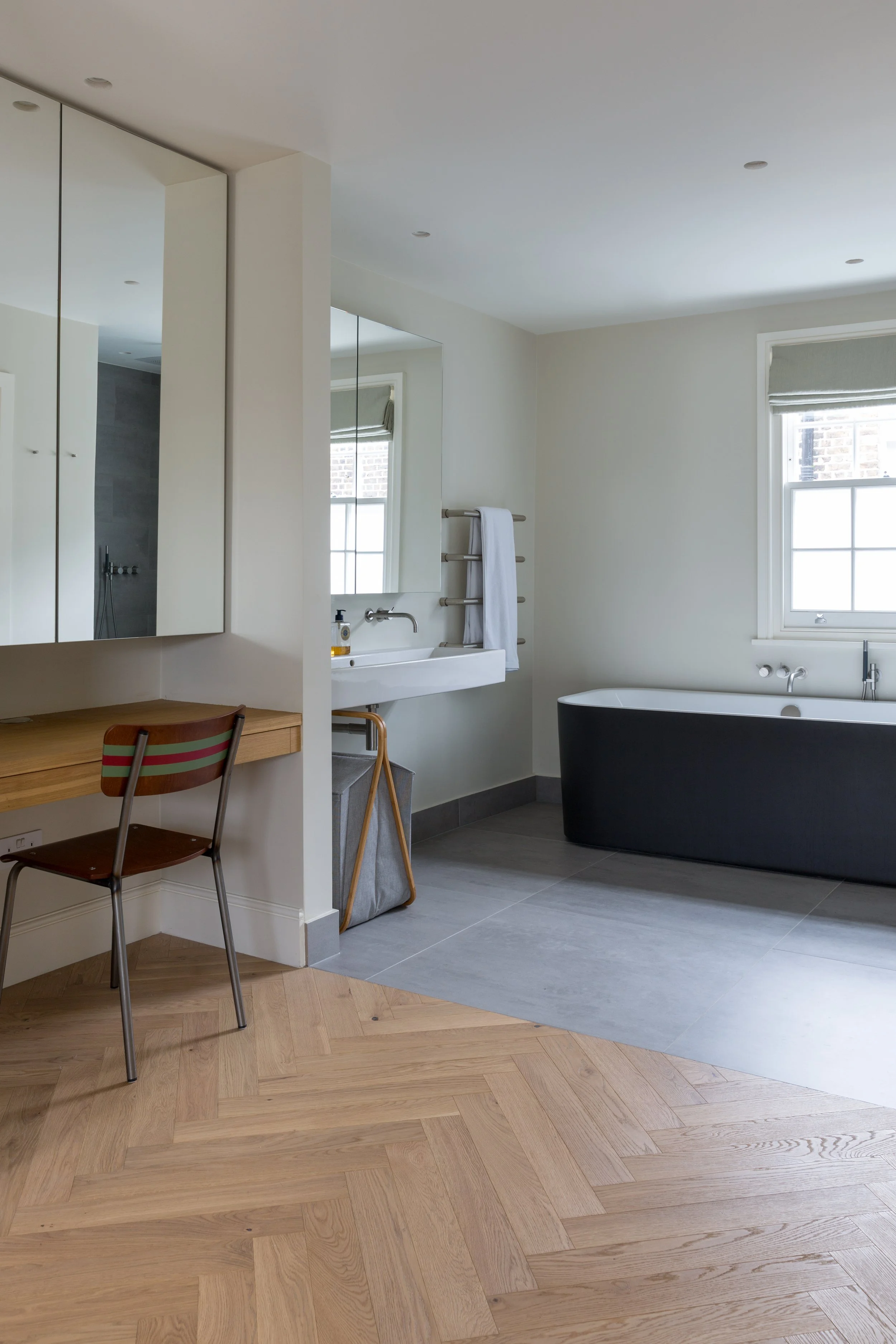 Appleton Weiner:Jake Fitzjones 10.jpg