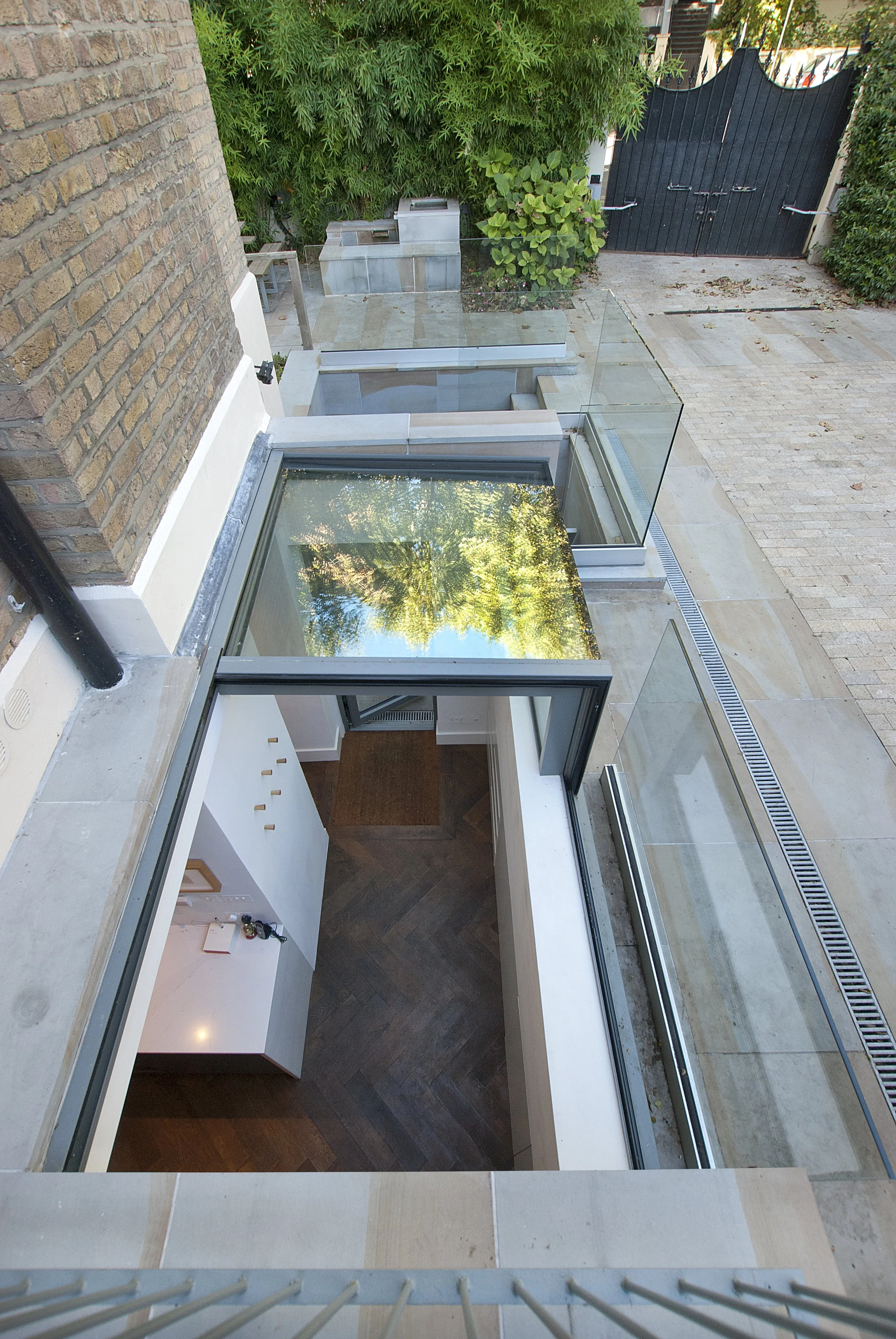 Highbury New Park 4 - photo Lyndon Douglas.jpg