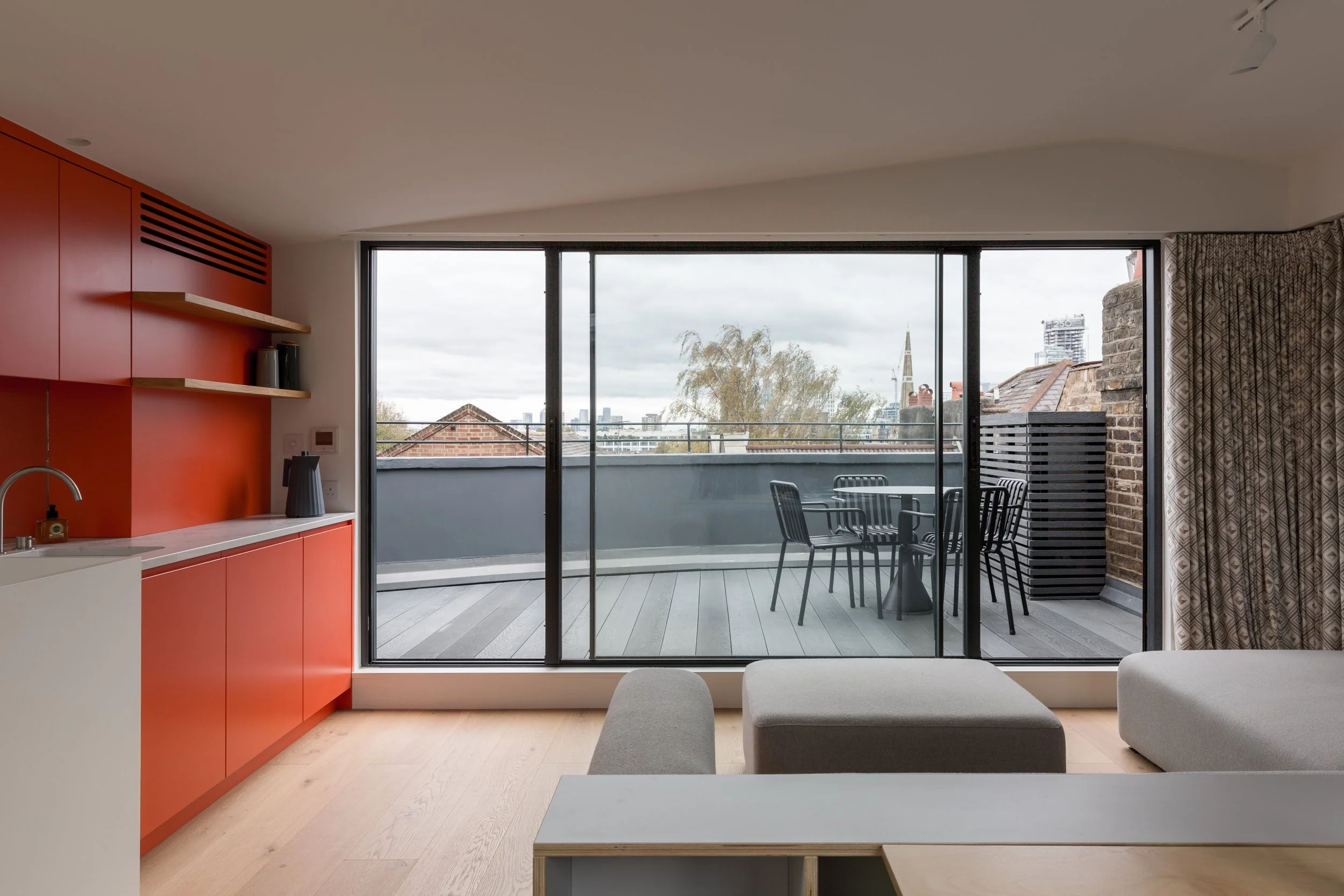 Appleton Weiner:Jake Fitzjones 7.jpg