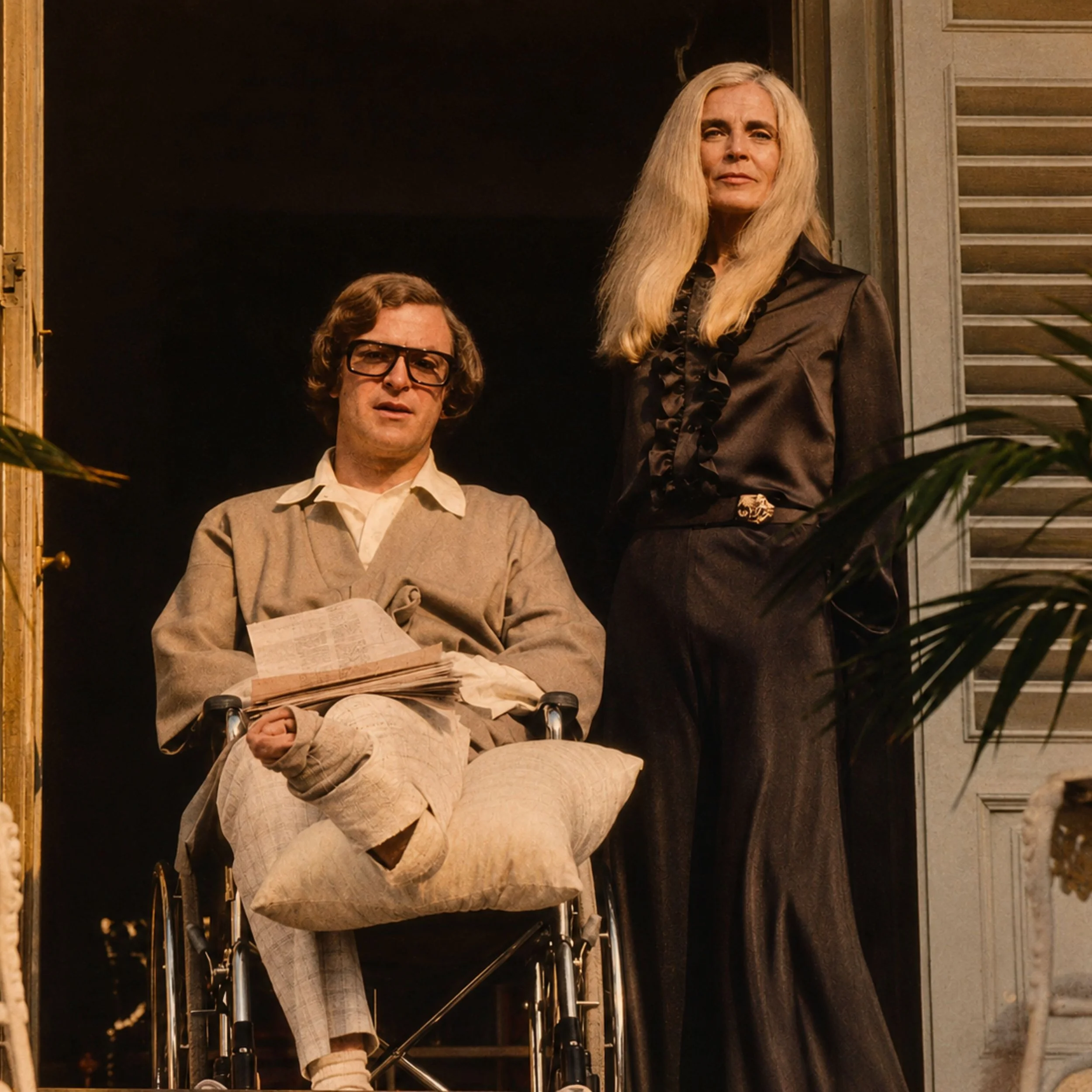 Michael Caine and Lizabeth Scott