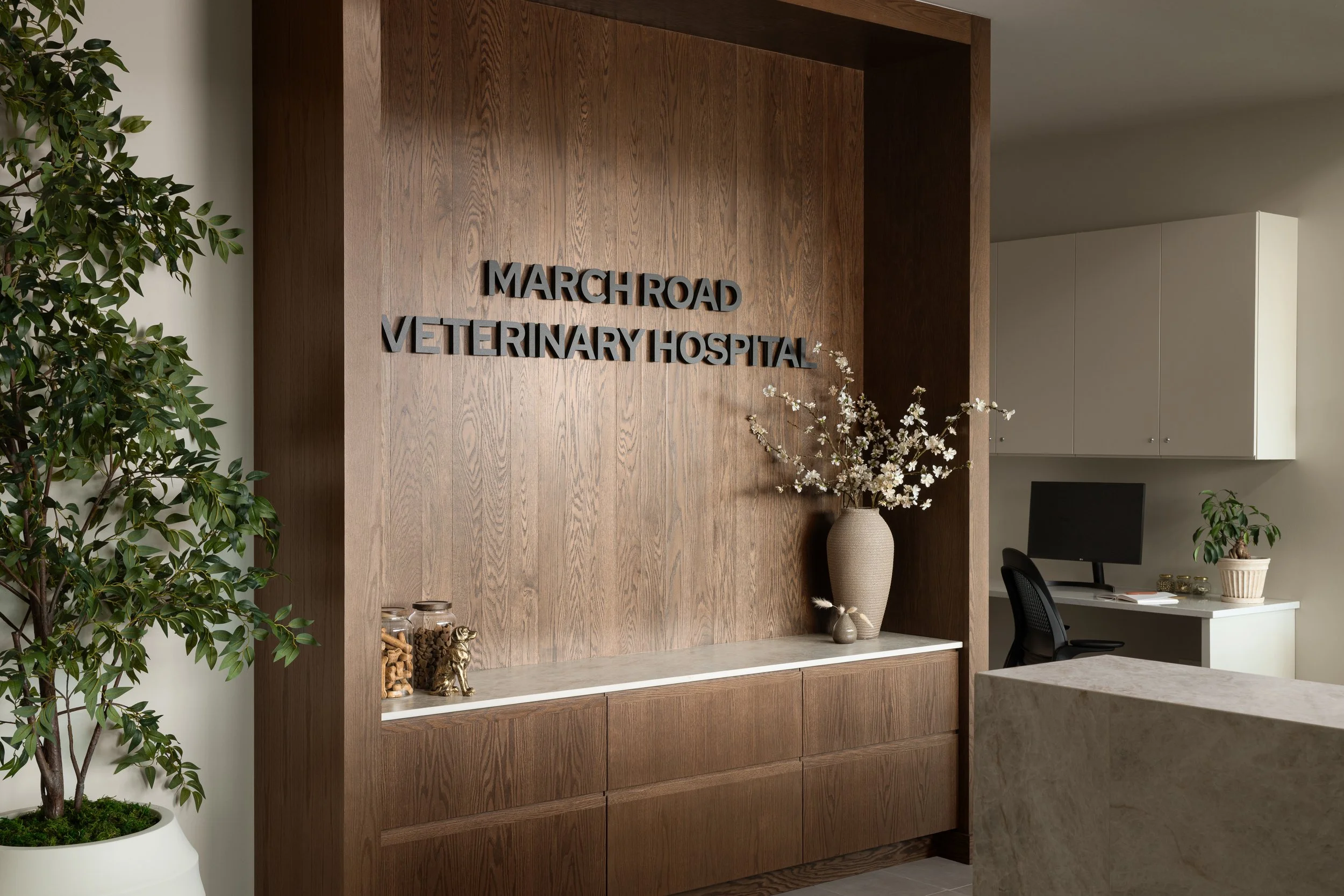 1570DunrobinRd©JordannBrownImaging2026005.jpg