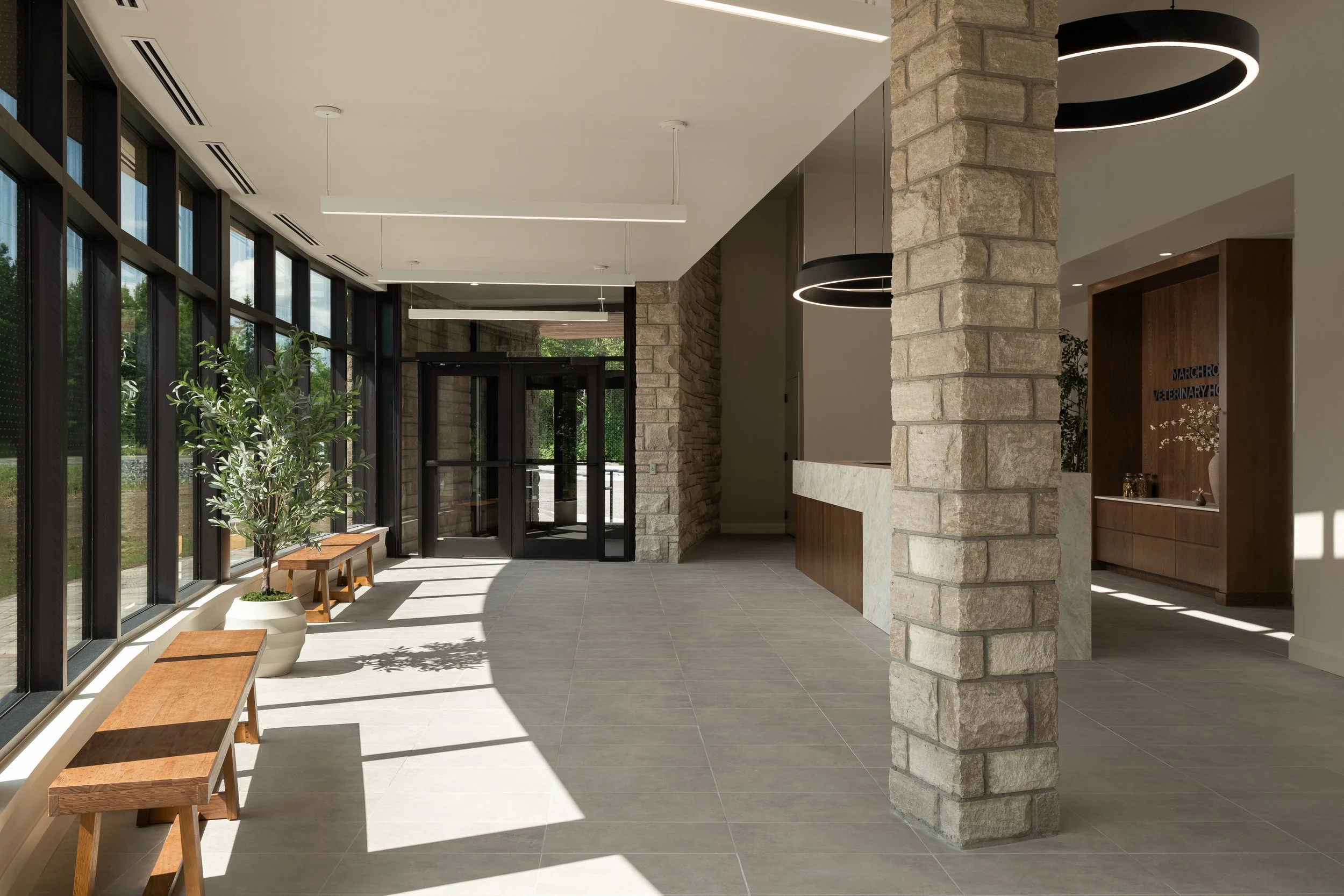 1570DunrobinRd©JordannBrownImaging2026003.jpg