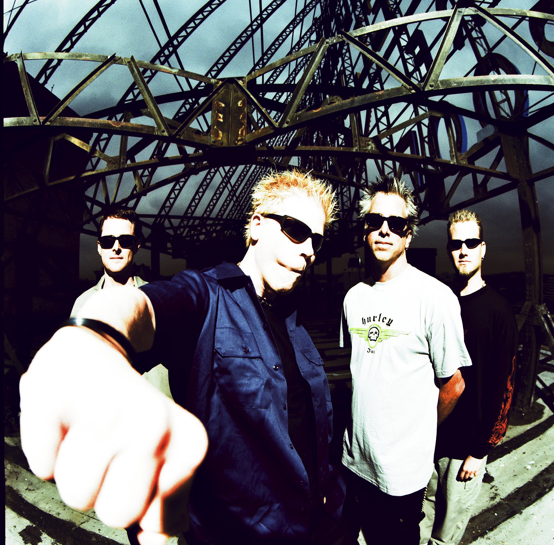 The Offspring, PUNCH DRUNK 2000