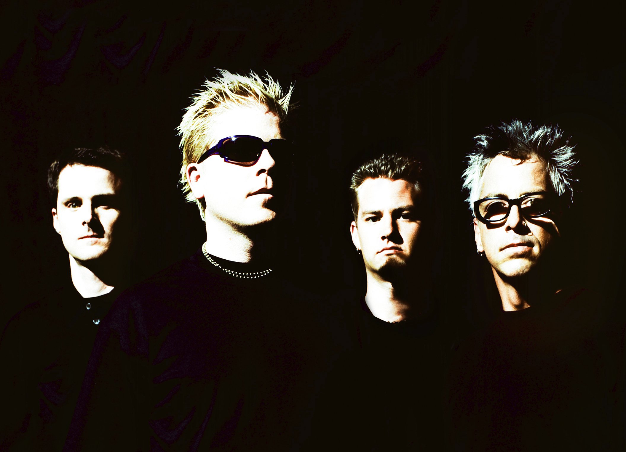 The Offspring, MEET THE OFFSPRING 2000