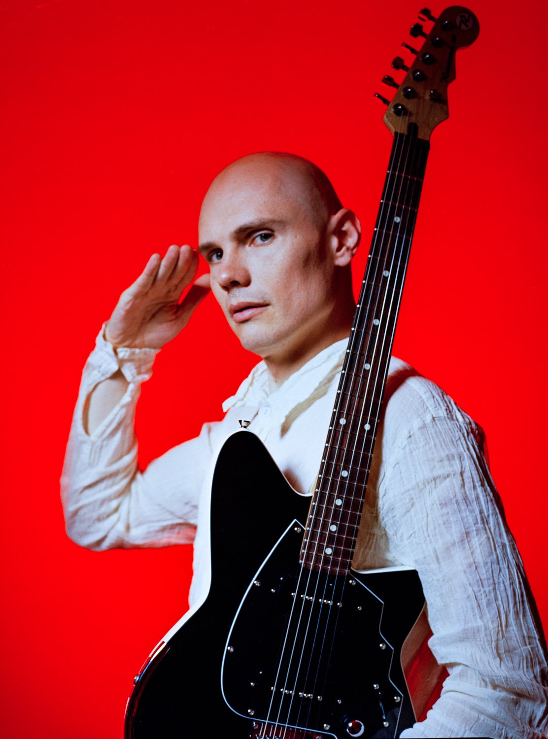 Billy Corgan gives the salute, NYC 2006