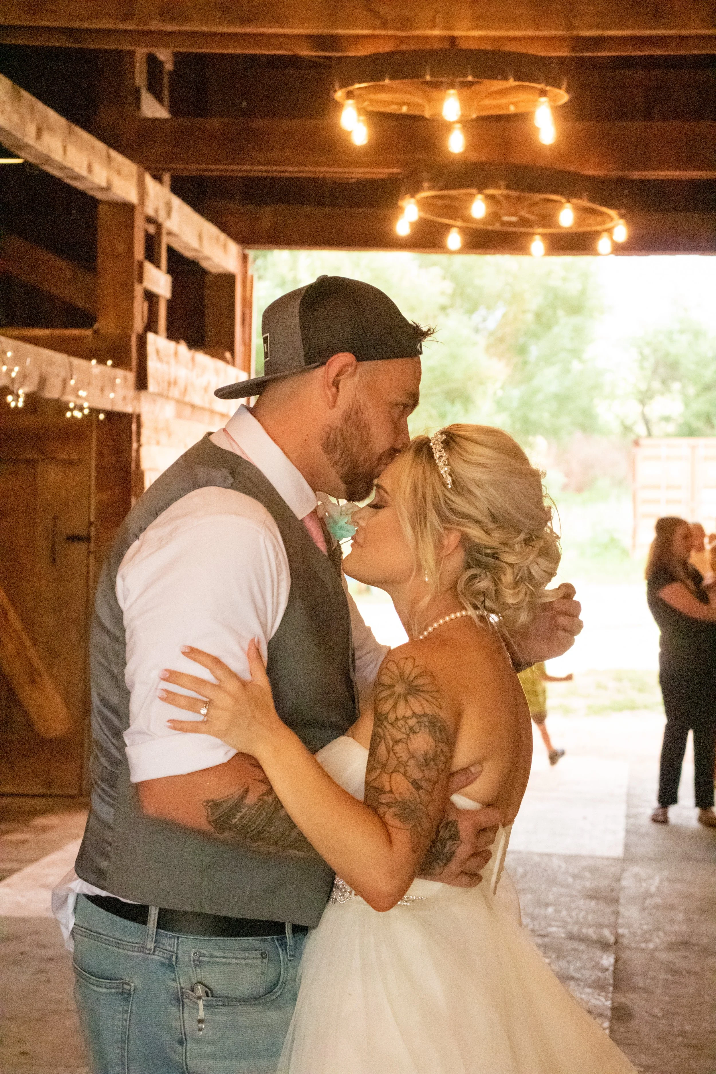 barn wedding 3.jpg