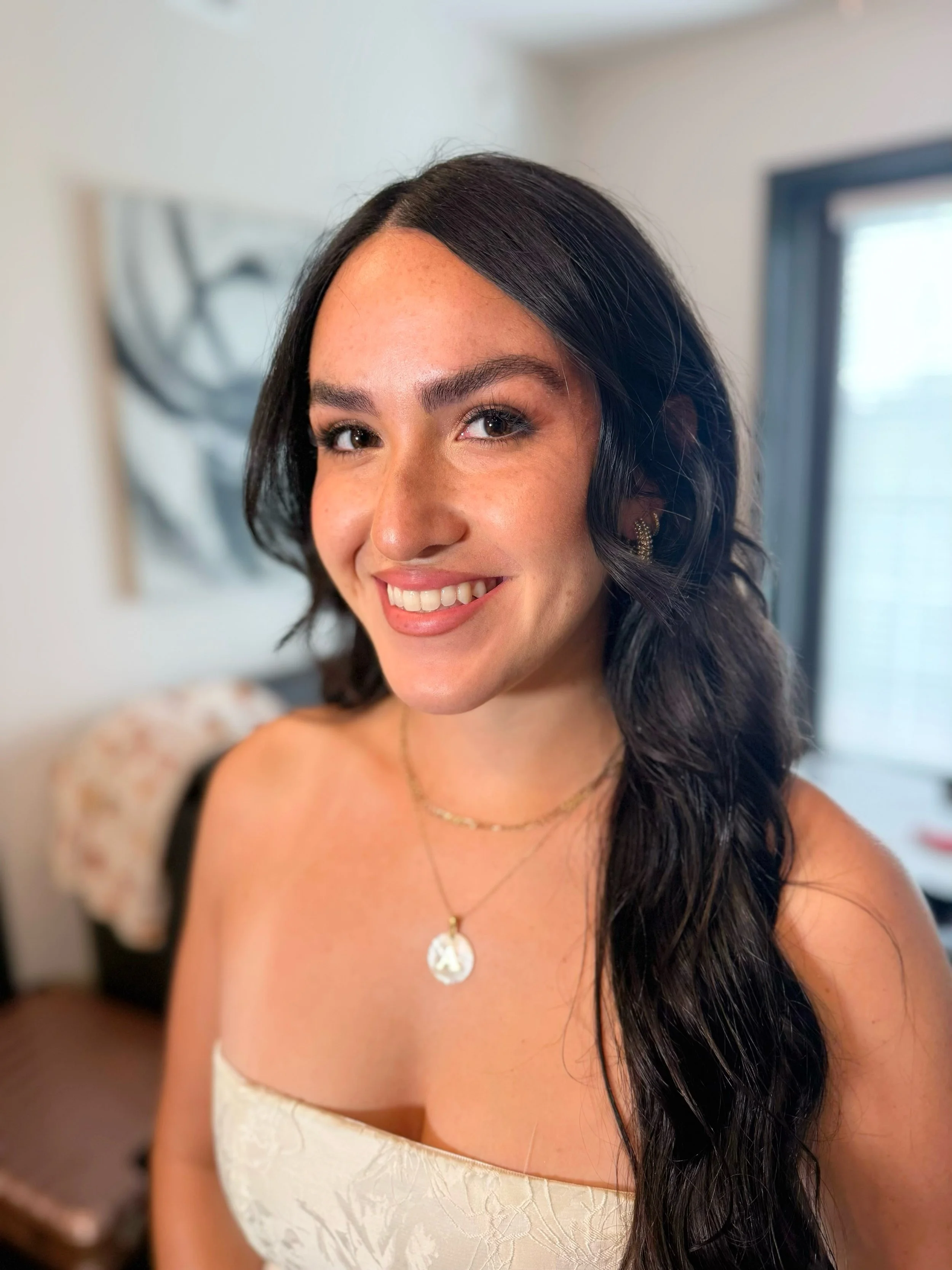 If you swipe you can see the BEFORE ⬅️ naturally beautiful girl, I just like to enhance her own features 💁🏻&zwj;♀️✨Future doctor is walking confidently on her graduation day ✨ 

Orlando, Central Florida and wherever you want to take us makeup artis