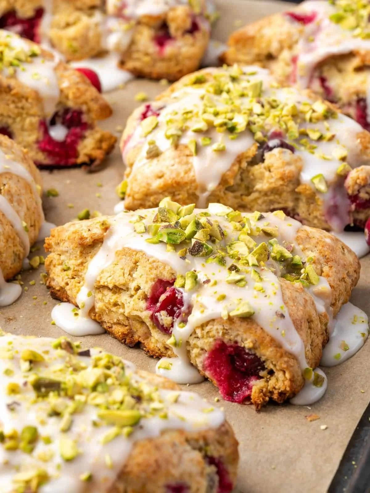 Raspberry Pistachio Scones (4ct)