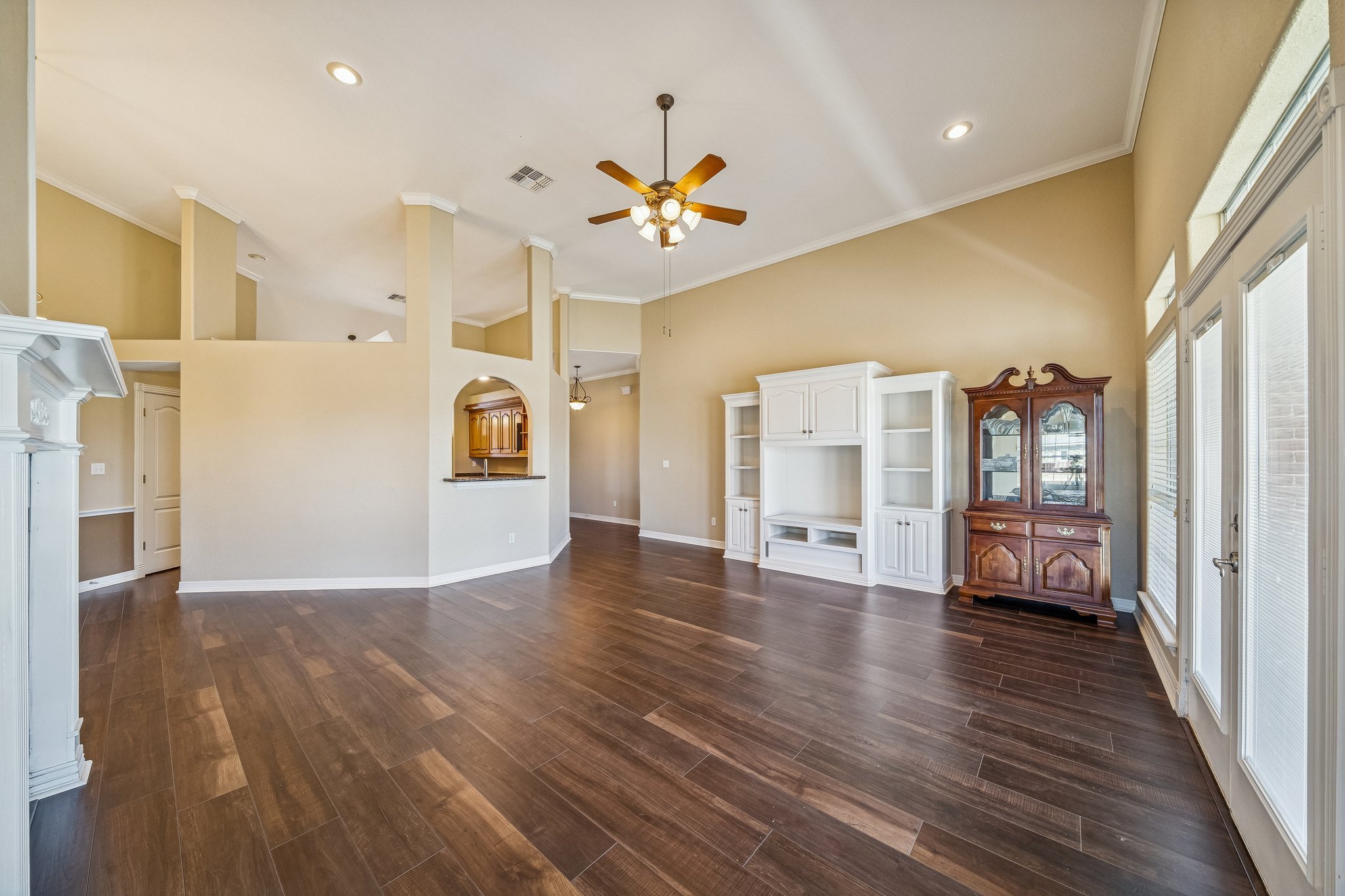 11-web-or-mls-101 County Rd 397, Bay City, TX 77414-009.jpg