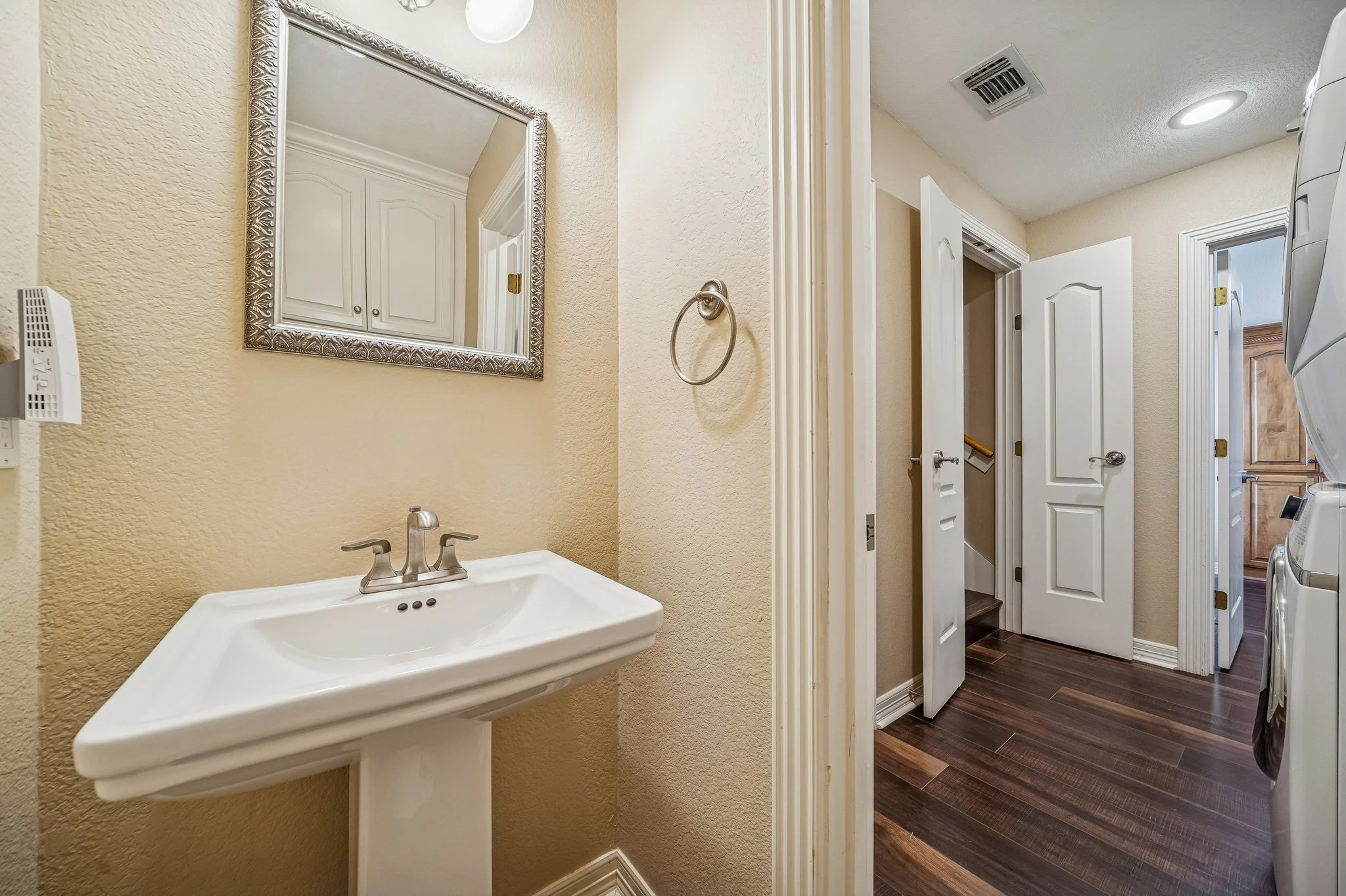 28-web-or-mls-101 County Rd 397, Bay City, TX 77414-026.jpg