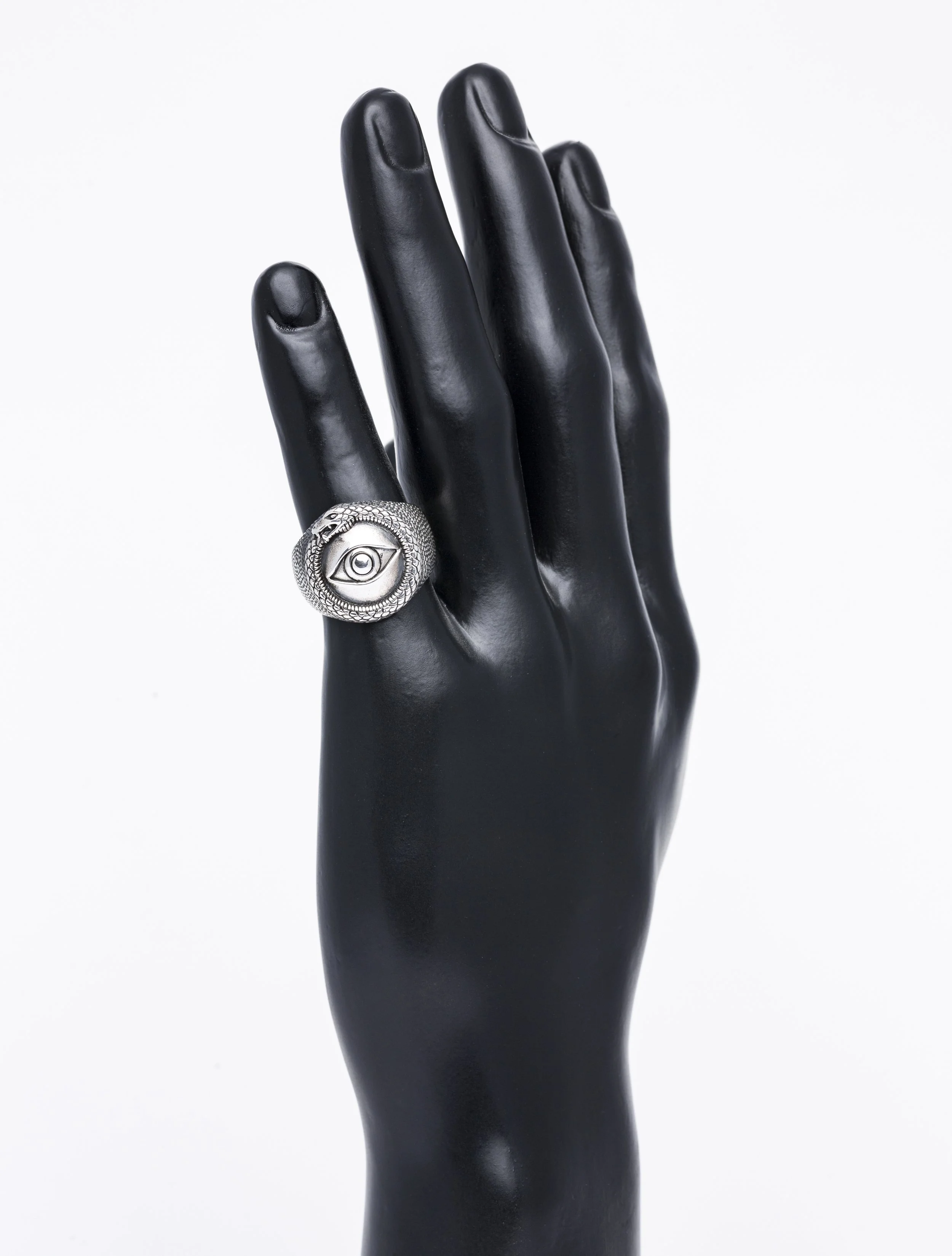 httpappaloosaonline.comwp-contentuploadsnombre-imagen.jpgAnillo de plata Ojo que Todo lo Ve con Serpiente3.JPG