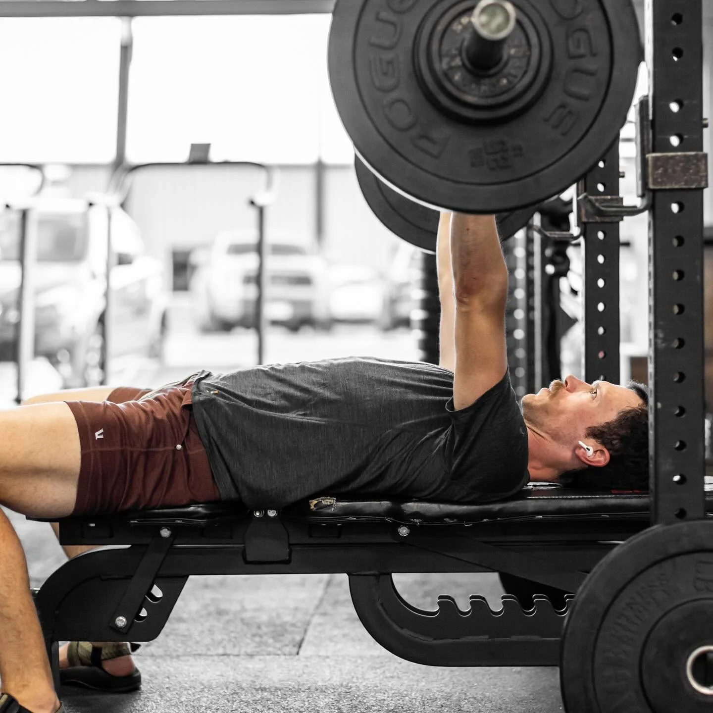 Goodbye to summer and its pool parties and BBQs. 🌭☀️ Hello to Fall&rsquo;s football tailgates, pumpkin spice everything, and plenty of new excuses to skip your training. 🍂🏈🎃

But here&rsquo;s the truth: there will always be distractions.
The secr