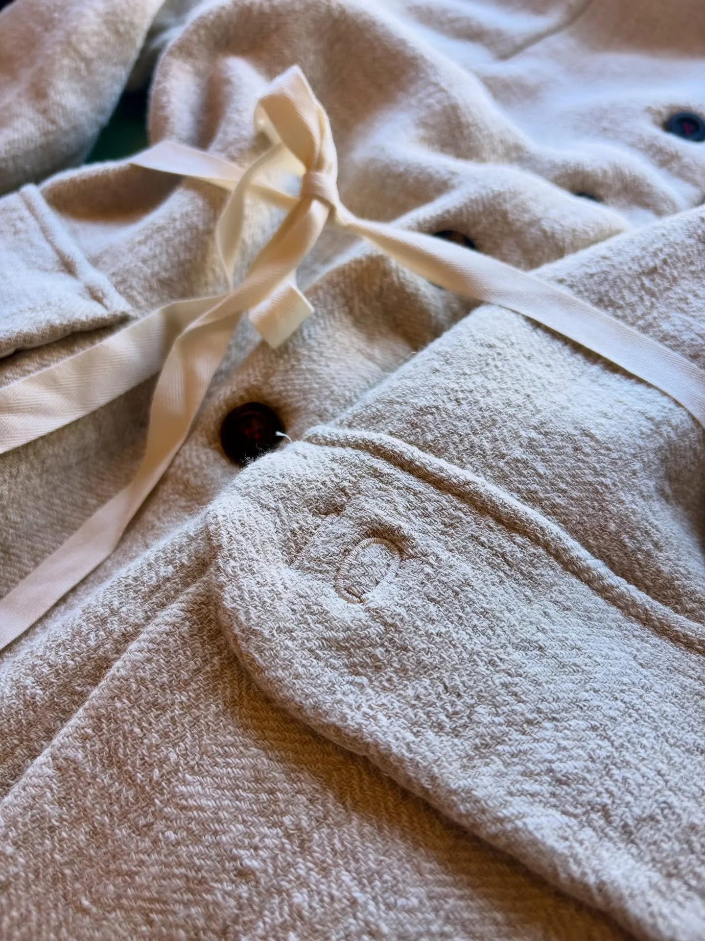 We love a subtle detail that whispers I love you. 10 for a TEN.