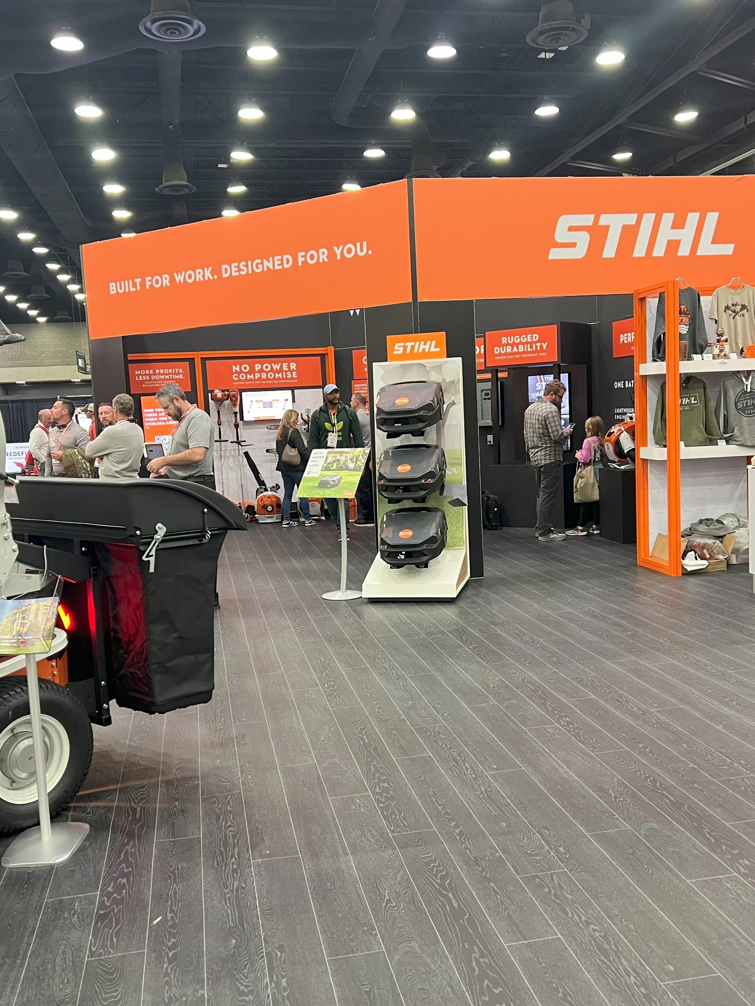 stihl booth 2.jpg