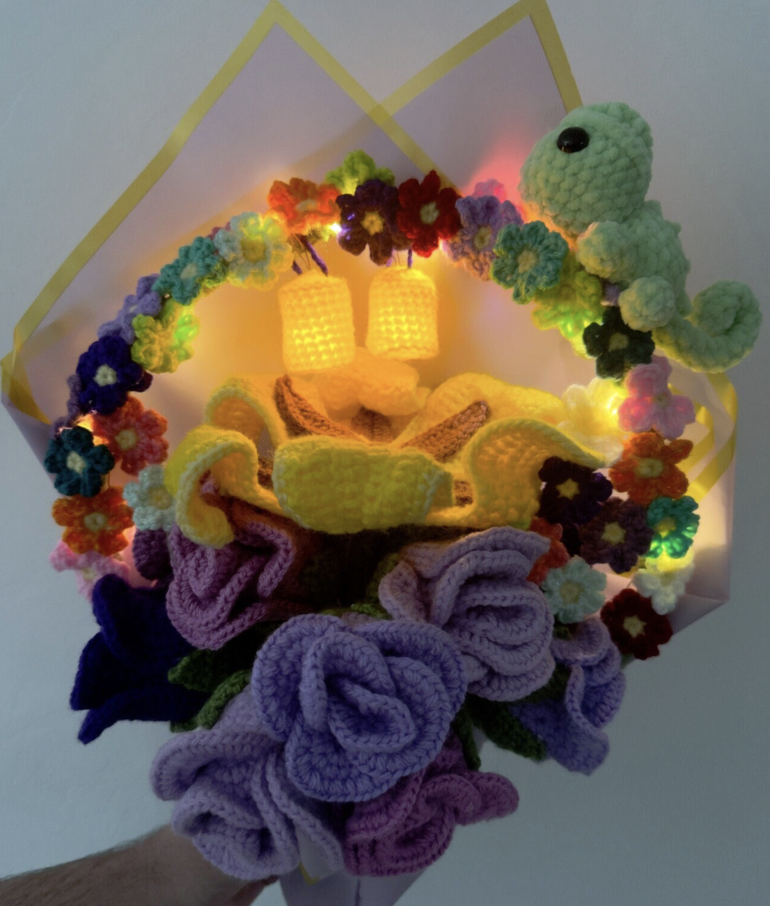 Princess Light-Up Bouquet w/ Chameleon