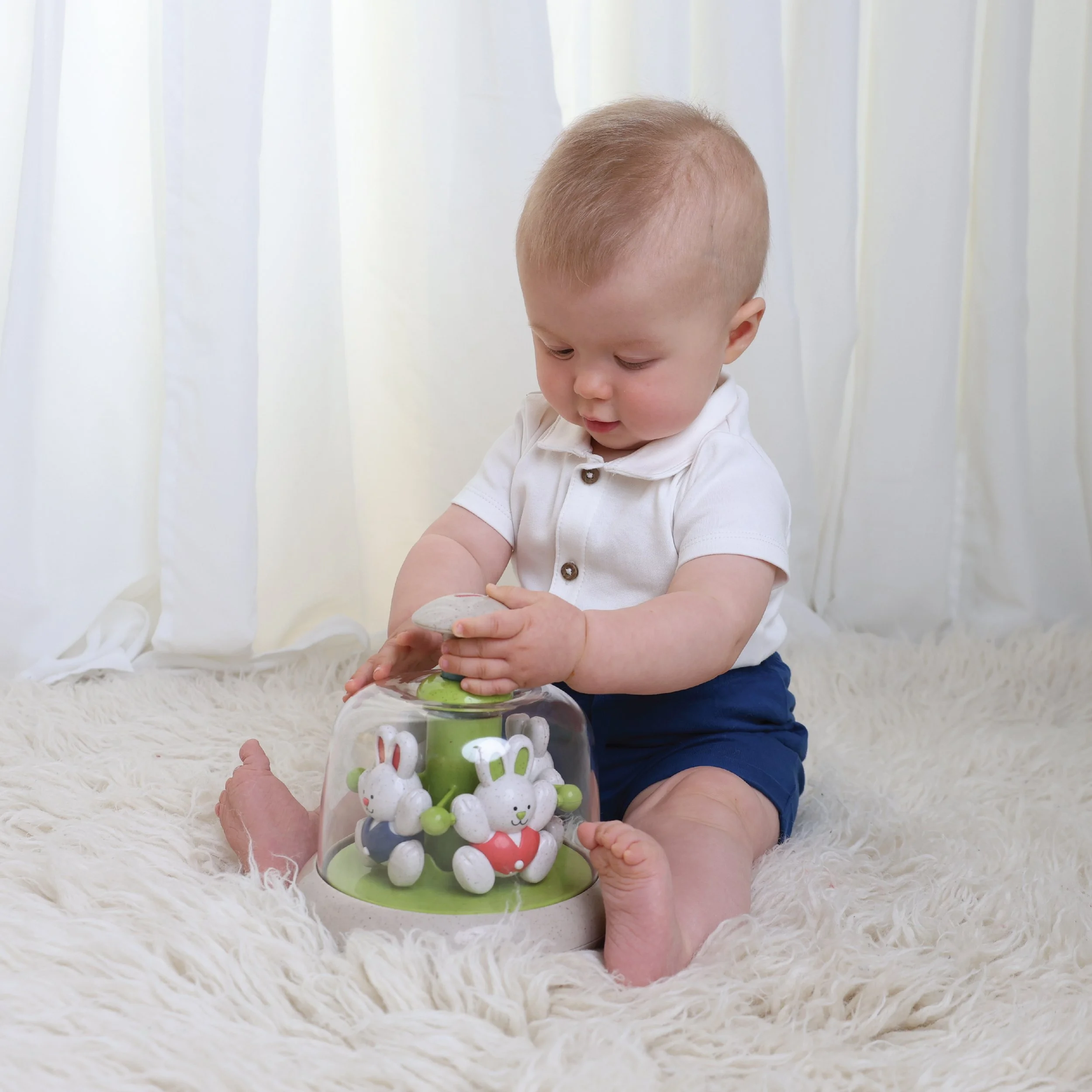 1_76041 Rabit Carousel_Lifestyle.jpg