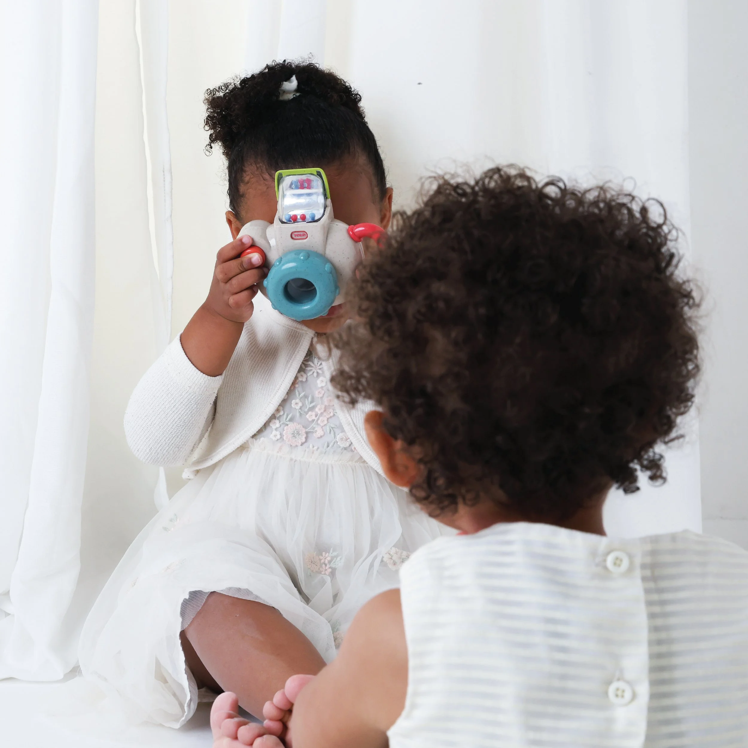 1_76043 Baby Camera_Lifestyle.jpg