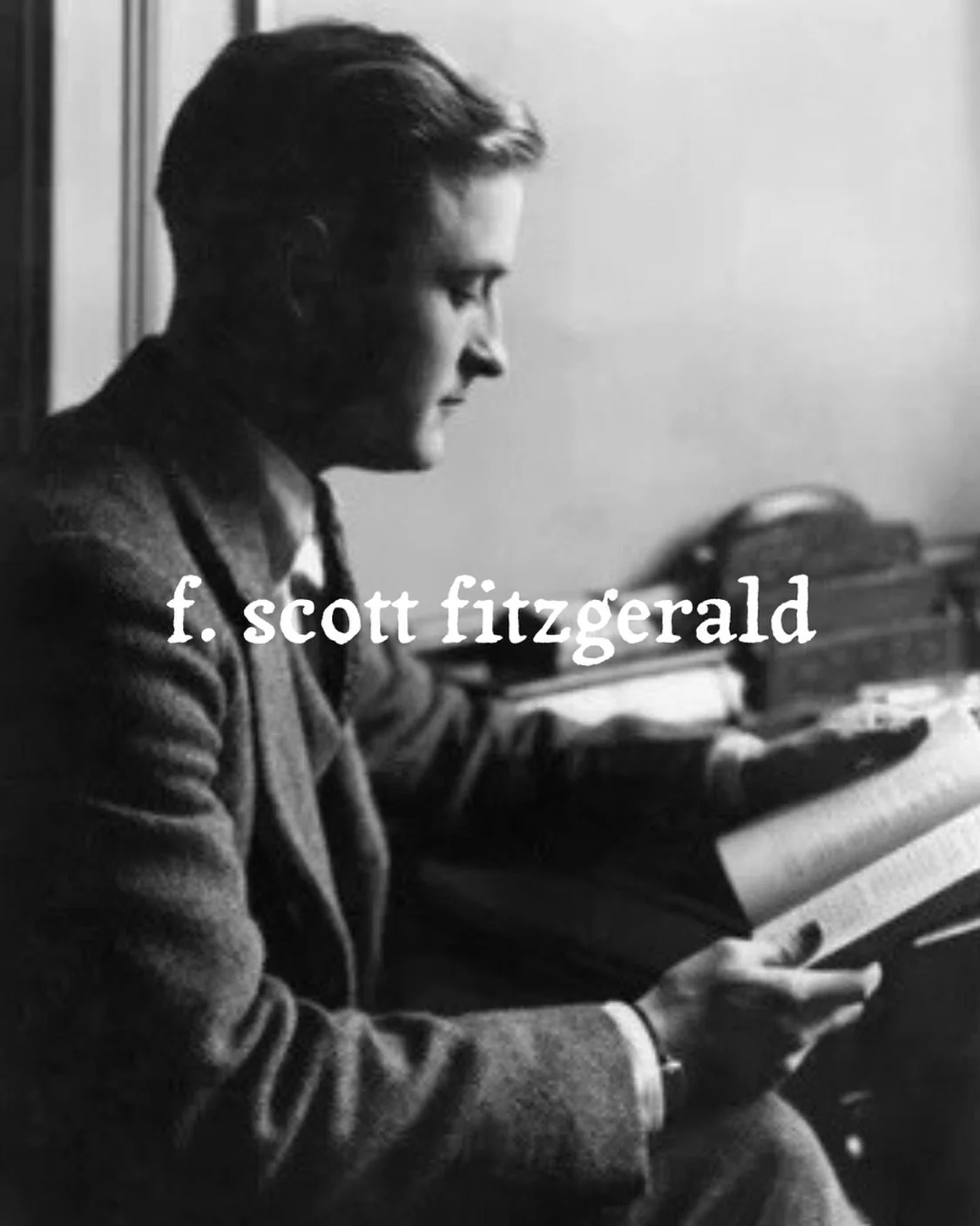 currently reading in the clover club: el gran gatsby (1925), de francis scott fitzgerald 

empezamos el a&ntilde;o leyendo este cl&aacute;sico de la literatura estadounidense escrito durante la era del jazz o los felices a&ntilde;os 20, un per&iacute