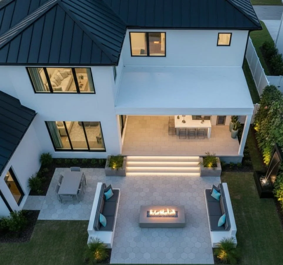 Hexagon Outdoor living patio.jpg