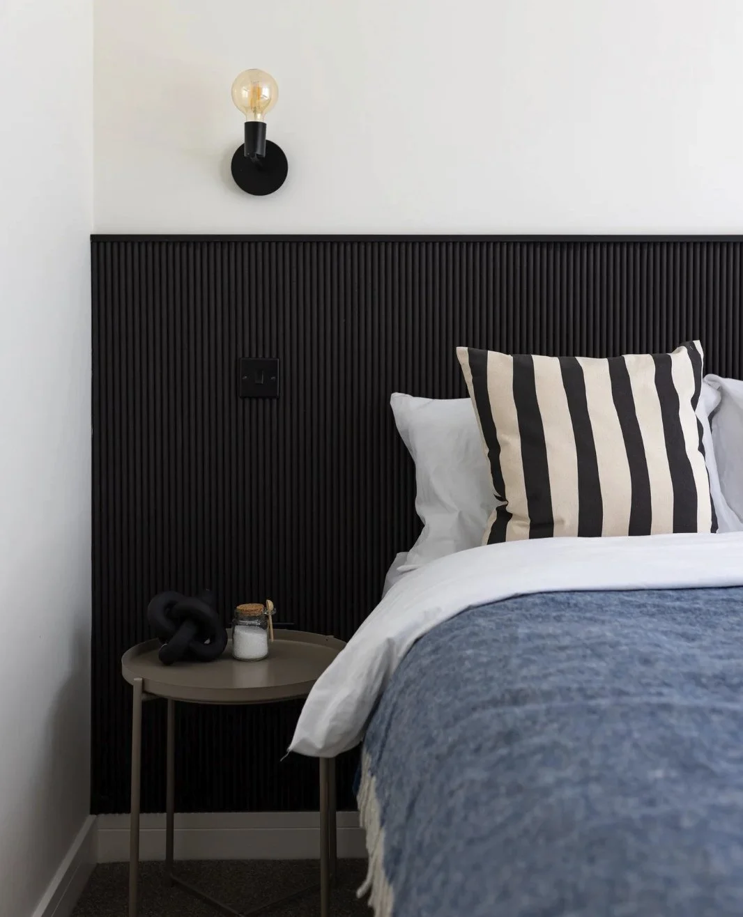 Storey 51!⁠
⁠
Nestled in the lush embrace of Aigburth L17, it's practically within throwing distance from Sefton Park, Lark Lane, and Aigburth Road. Talk about prime location!⁠
⁠
#accomodationliverpool #allstoreys #rentalproperty #liverpool