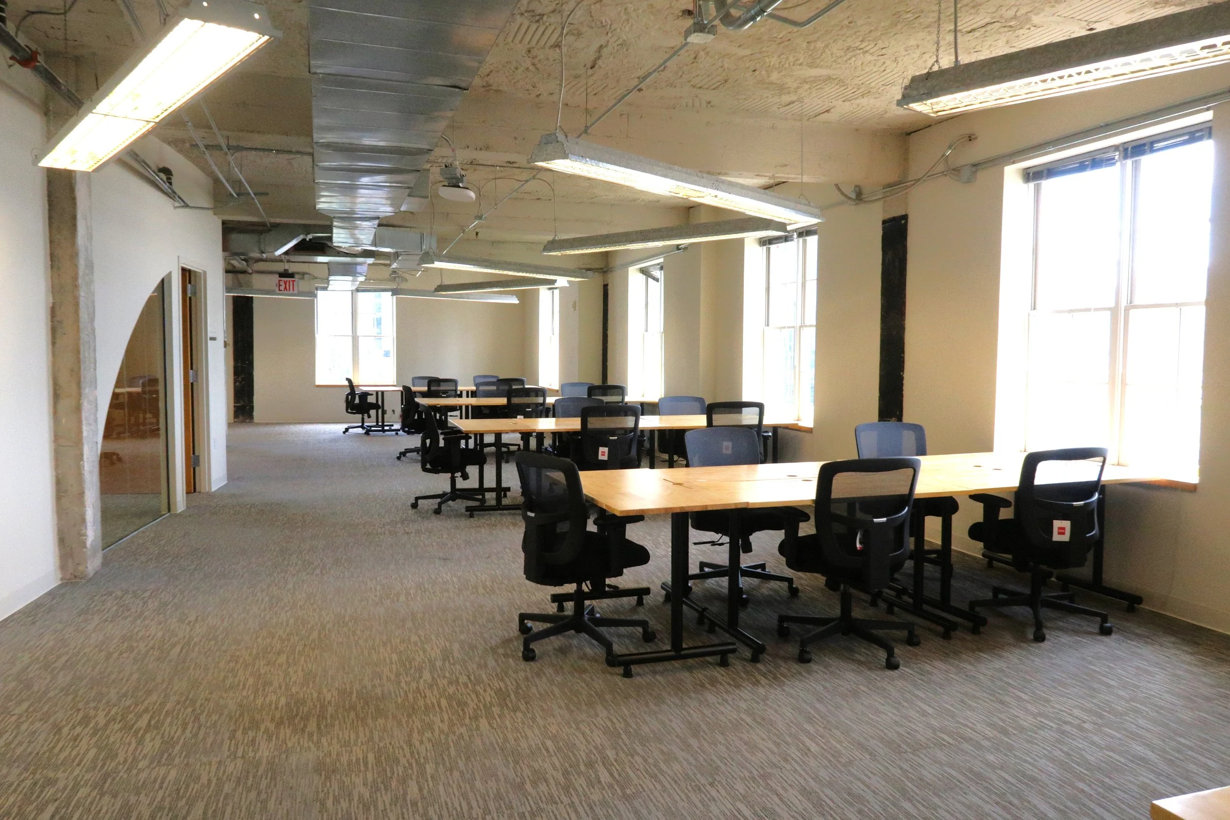 Suite 925, open workspace