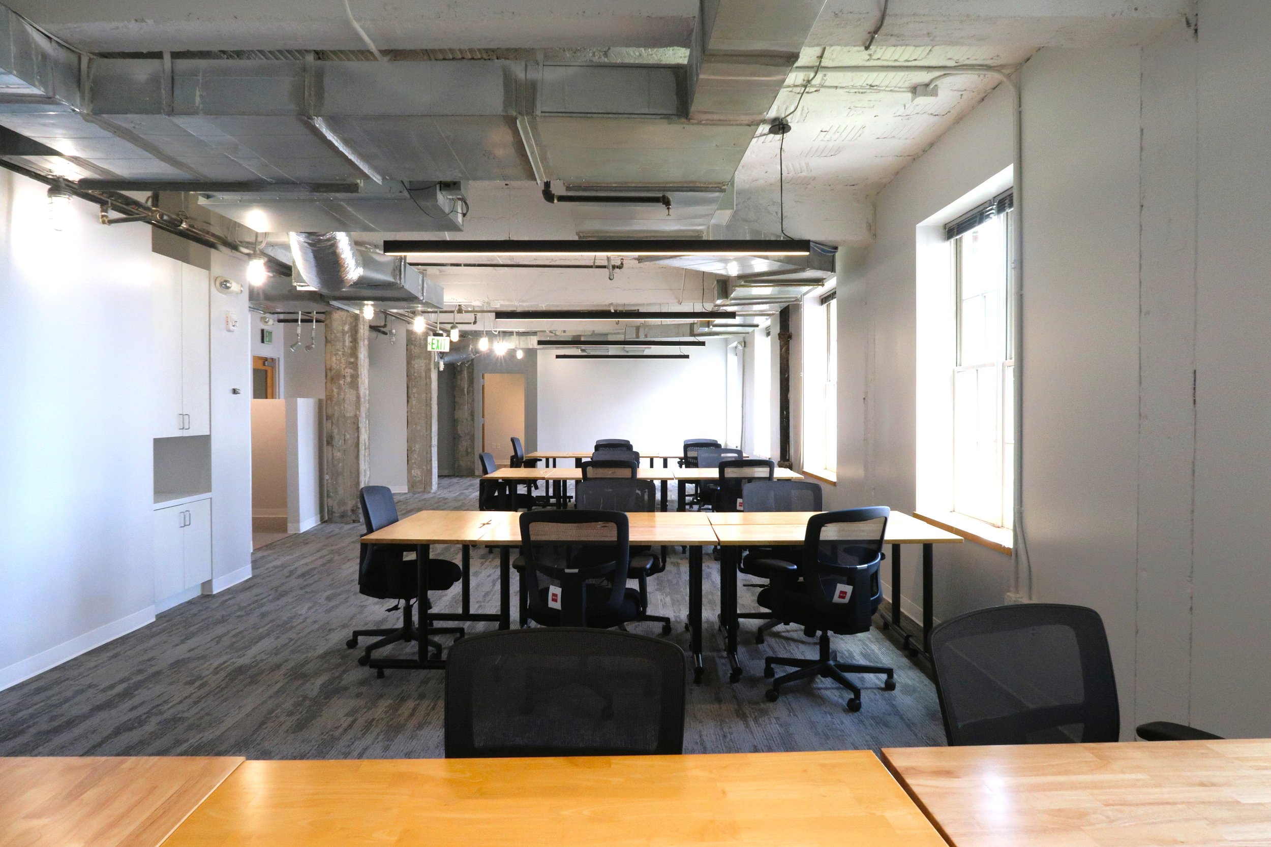 Suite 920 open workspace