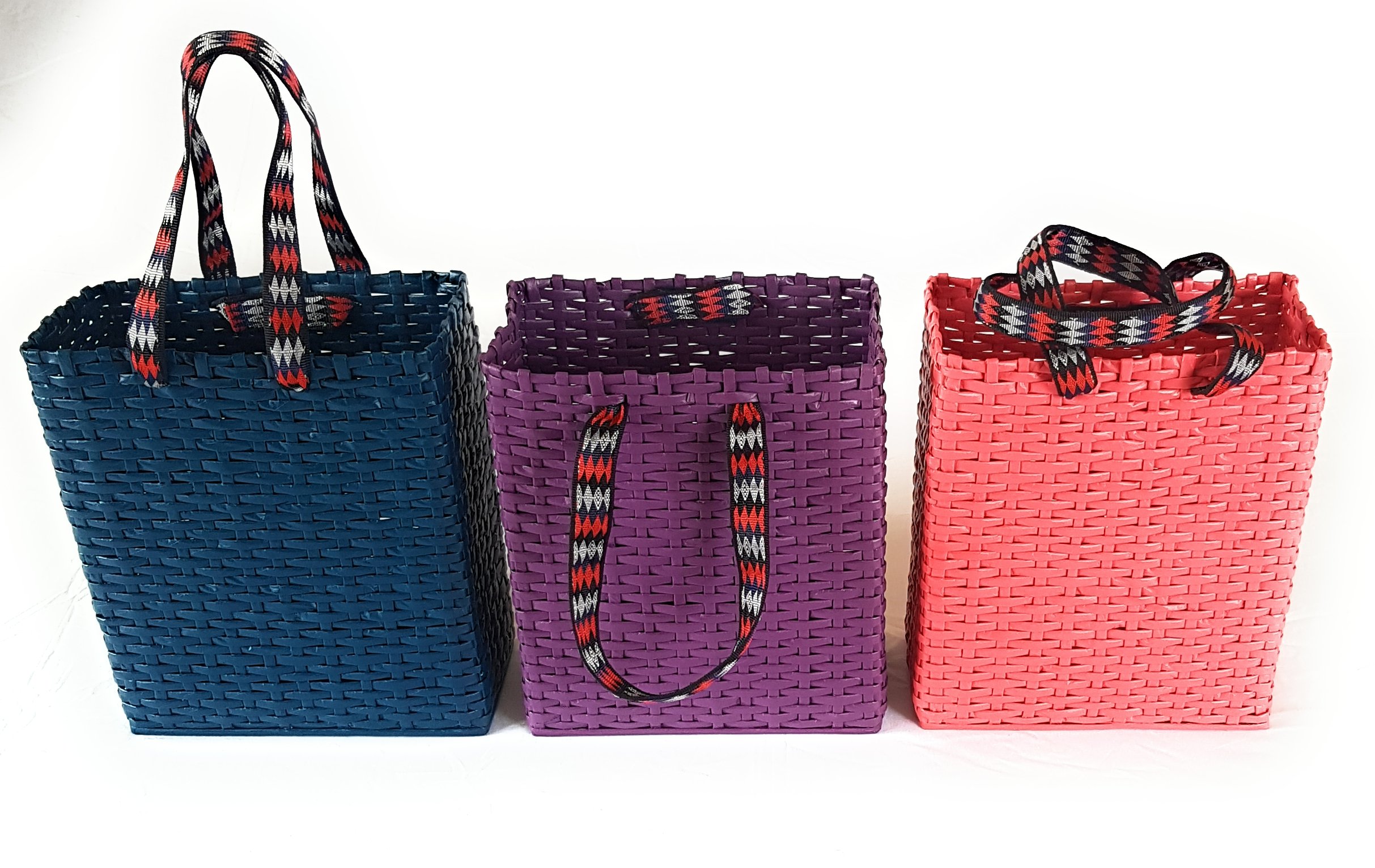Medium Single Color Handbags