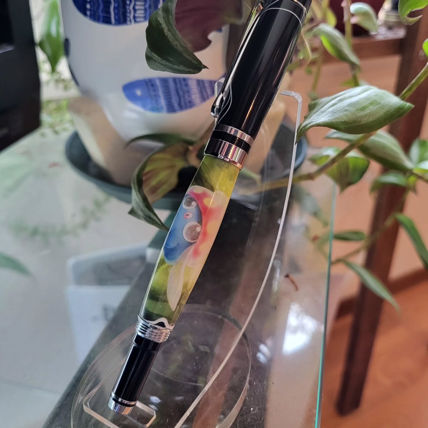 Introducing a new pen style: FOUNTAIN PENS 🤩
Check out this cute Inkay fountain pen (and a few more 👀) at #oddmall next month!
#fountainpen #handmade #pokemon #smallbusiness