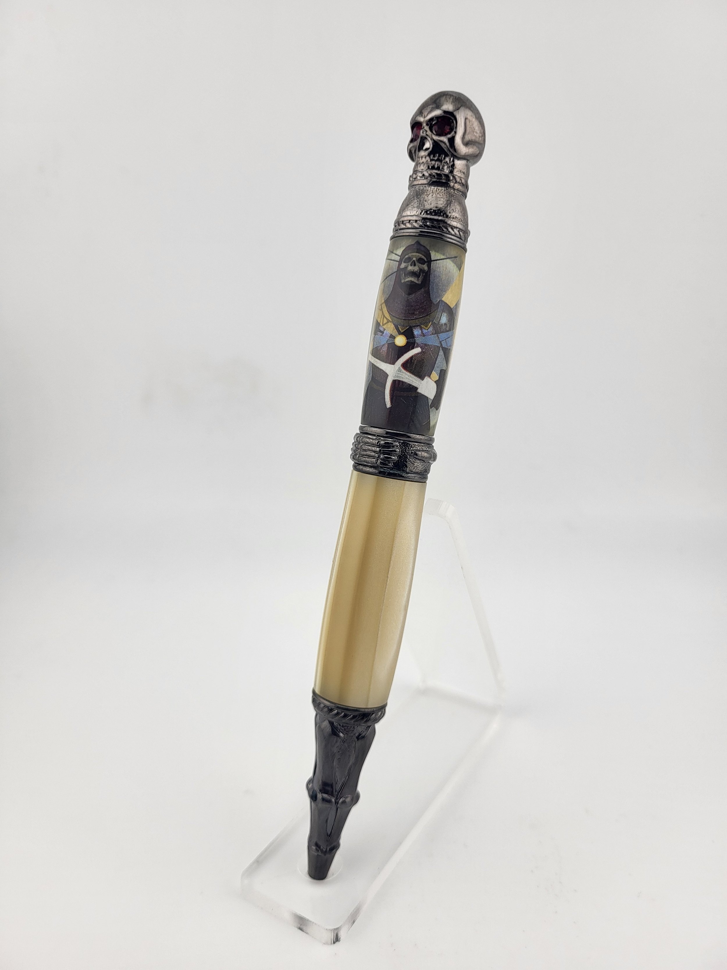 Refill Your SPOOKY Skull Pen