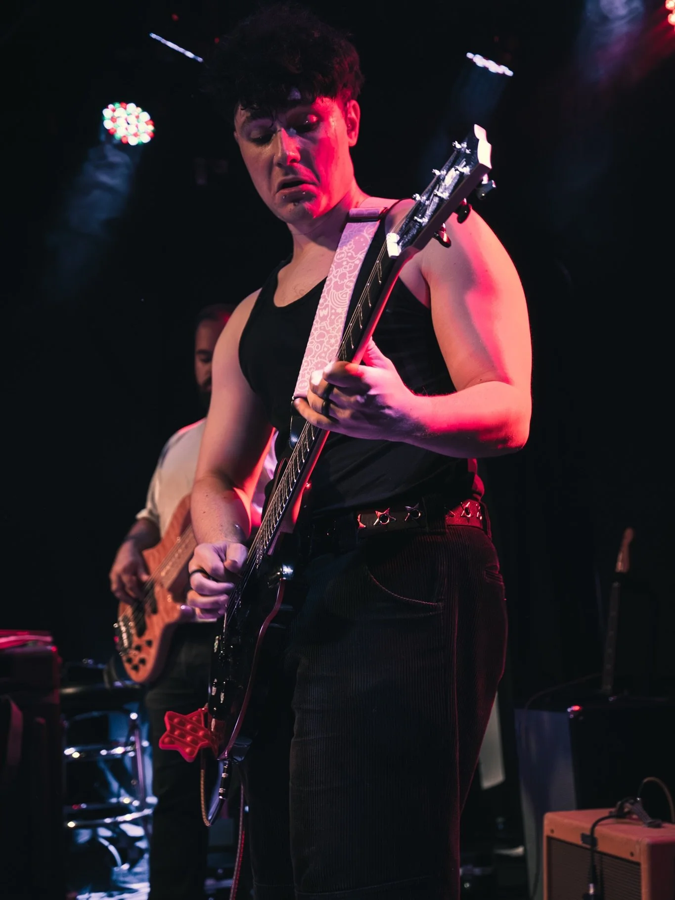 Sam Ashe 10/25/25 Denver, CO 

&bull; @samashe.irl 
&bull; shot for @socialcasonline 
#singersongwriter #musician #music #passion #concert #concertphotography #concertvideo #memories #instamusic #liveconcert #livemusicphotography #livemusic #denverba