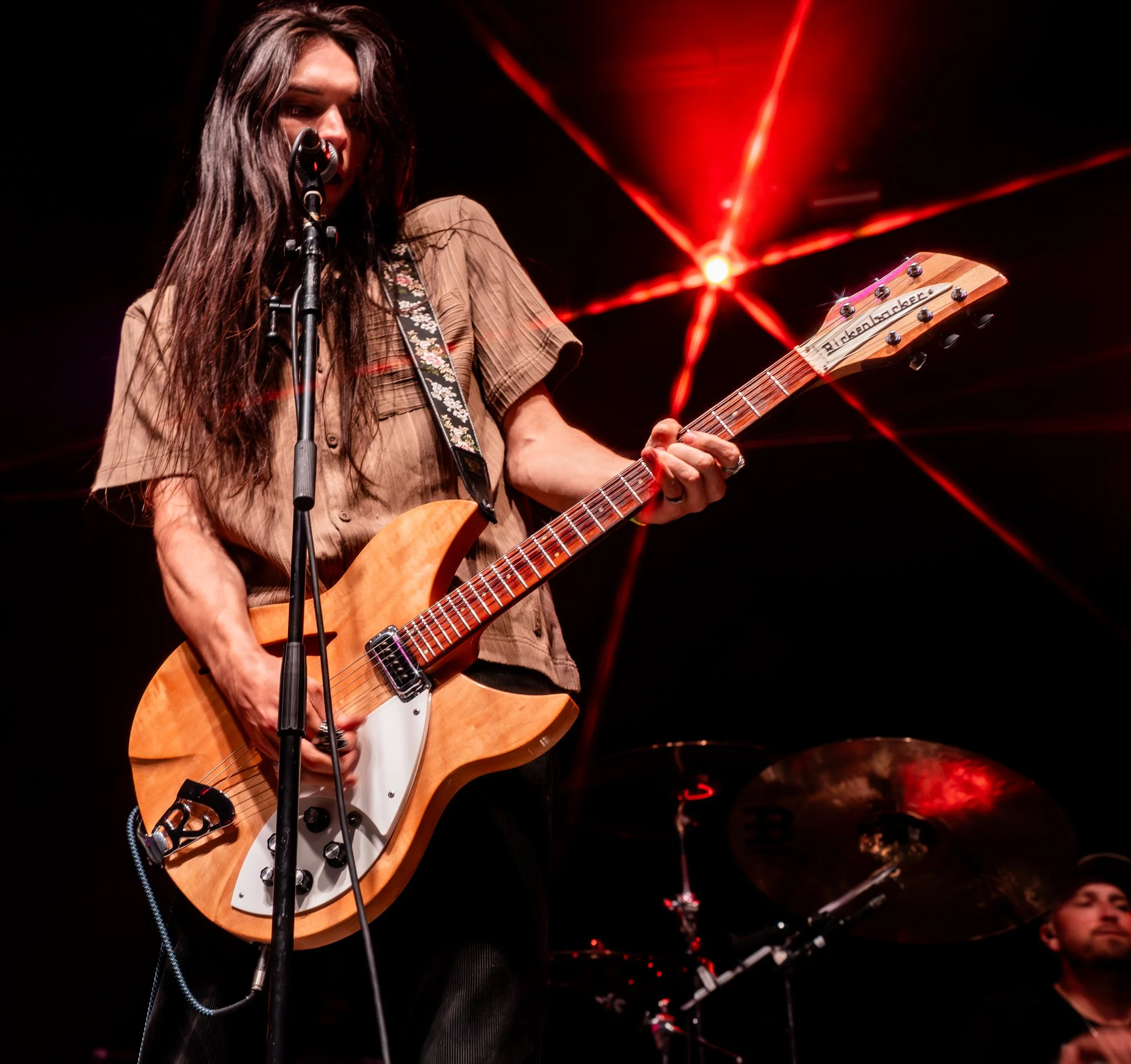 james and the cold gun-6.jpg