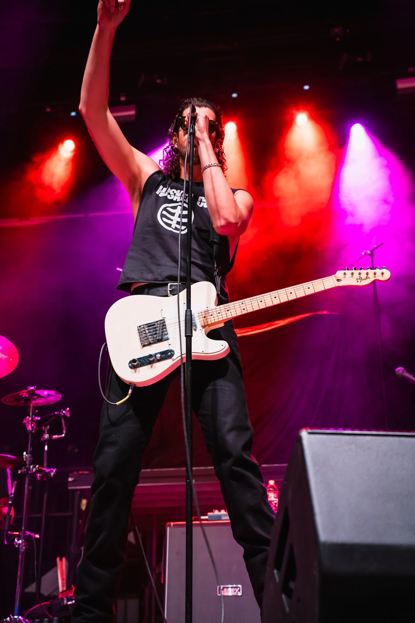 james and the cold gun-15.jpg