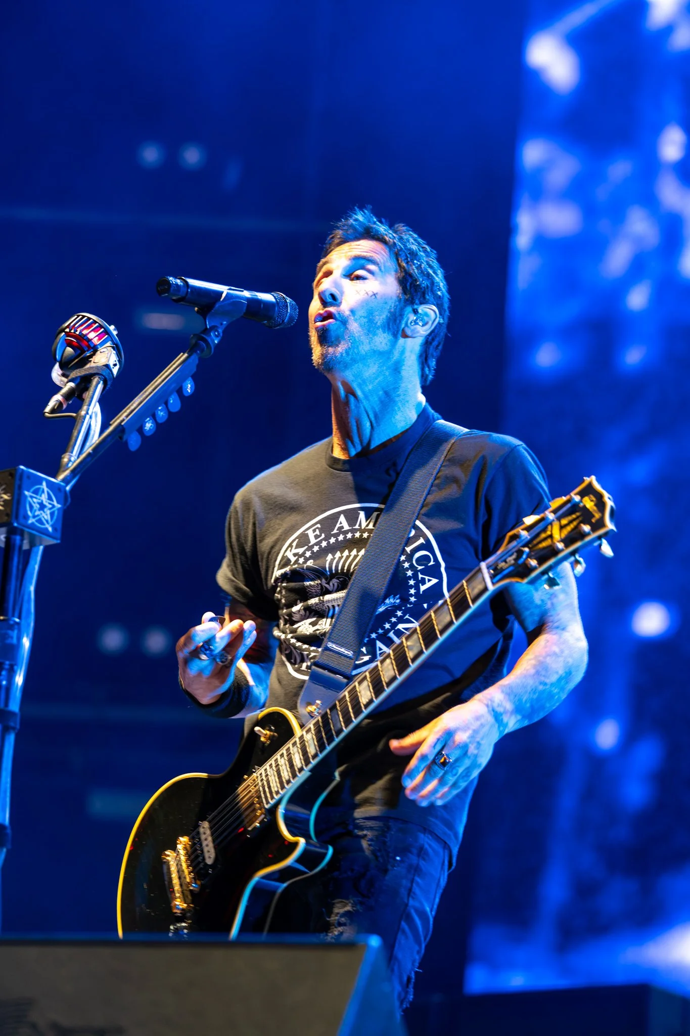 Godsmack-03.jpg