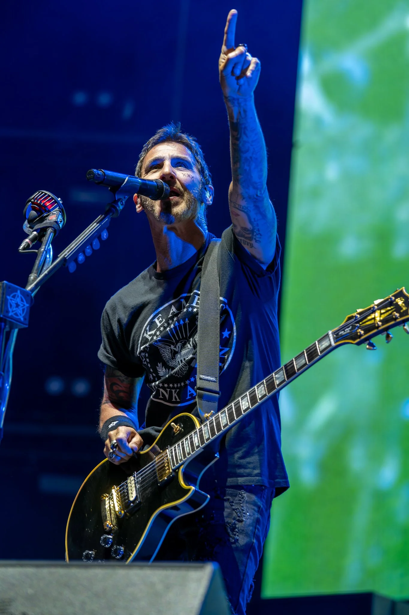Godsmack-04.jpg
