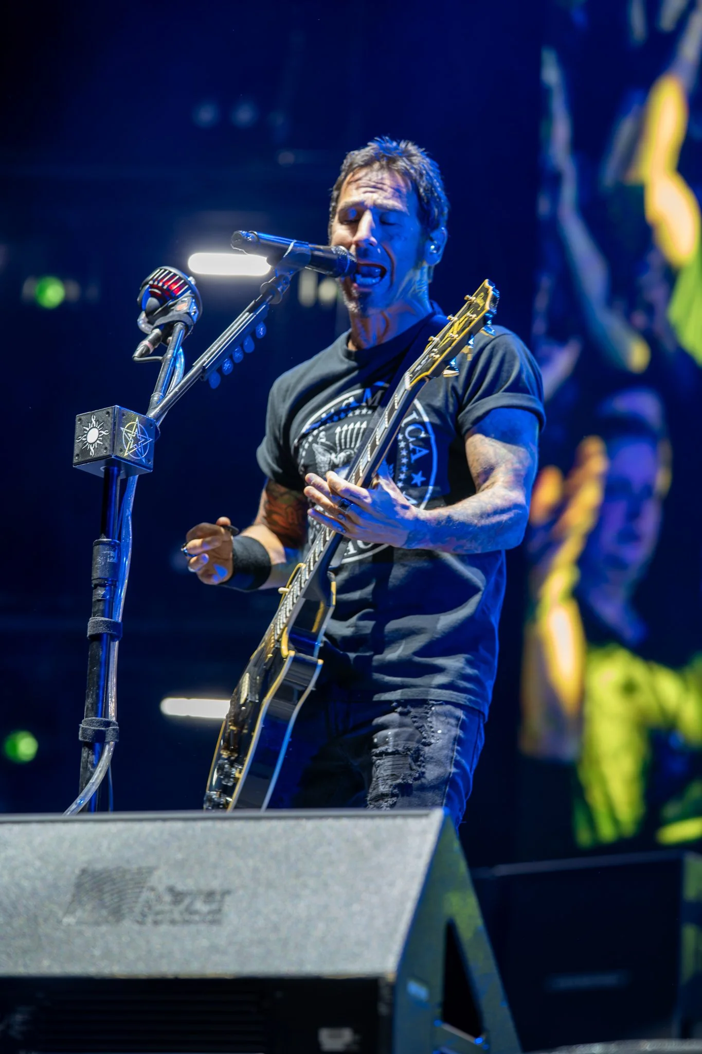 Godsmack-07.jpg