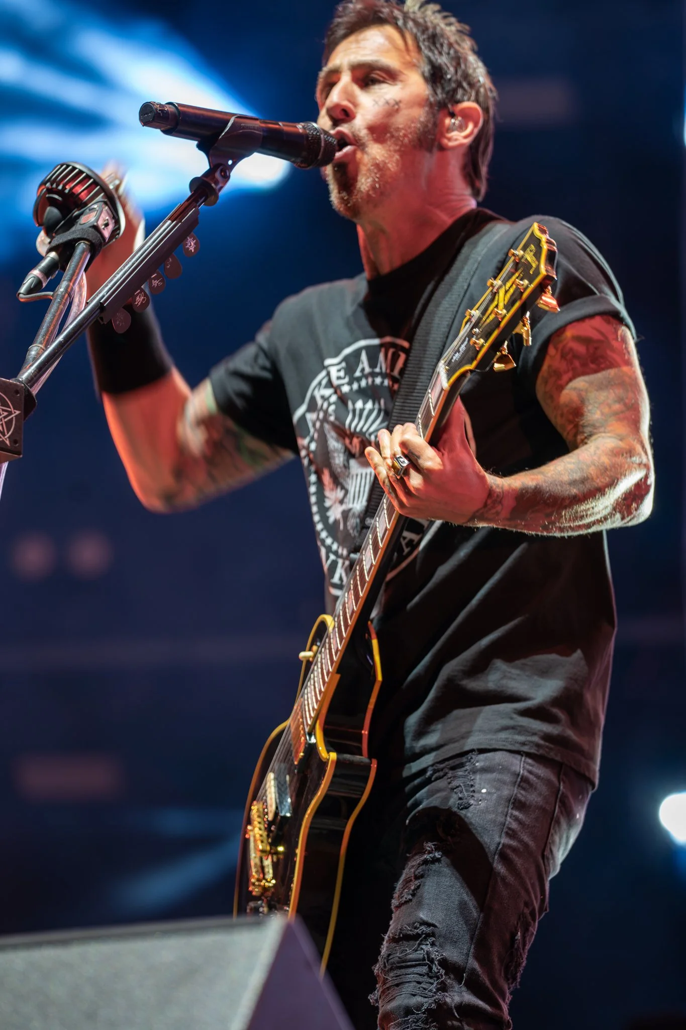 Godsmack-09.jpg